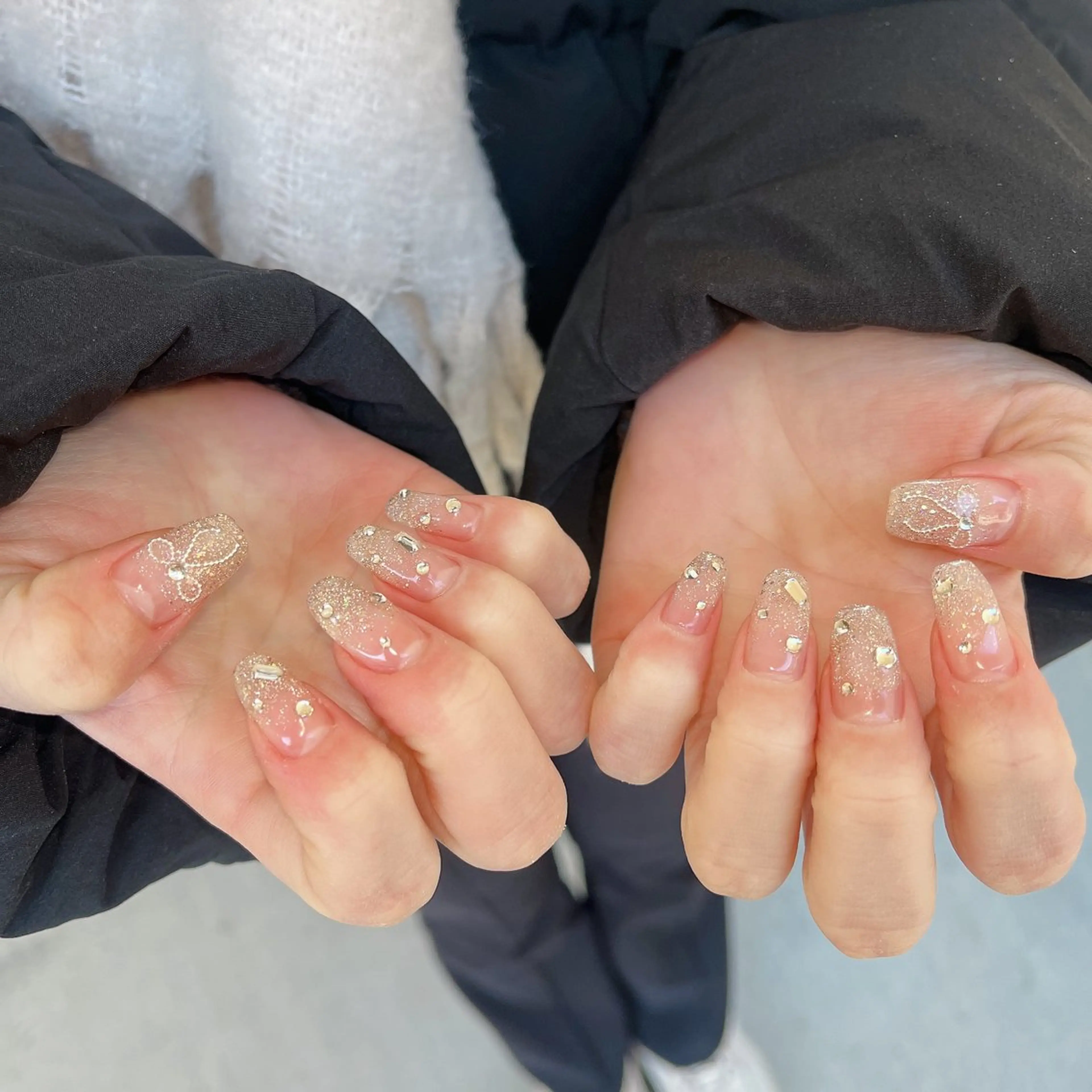 ネイル ラメ(グリッター) リボン kanaoa nailのネイルデザイン