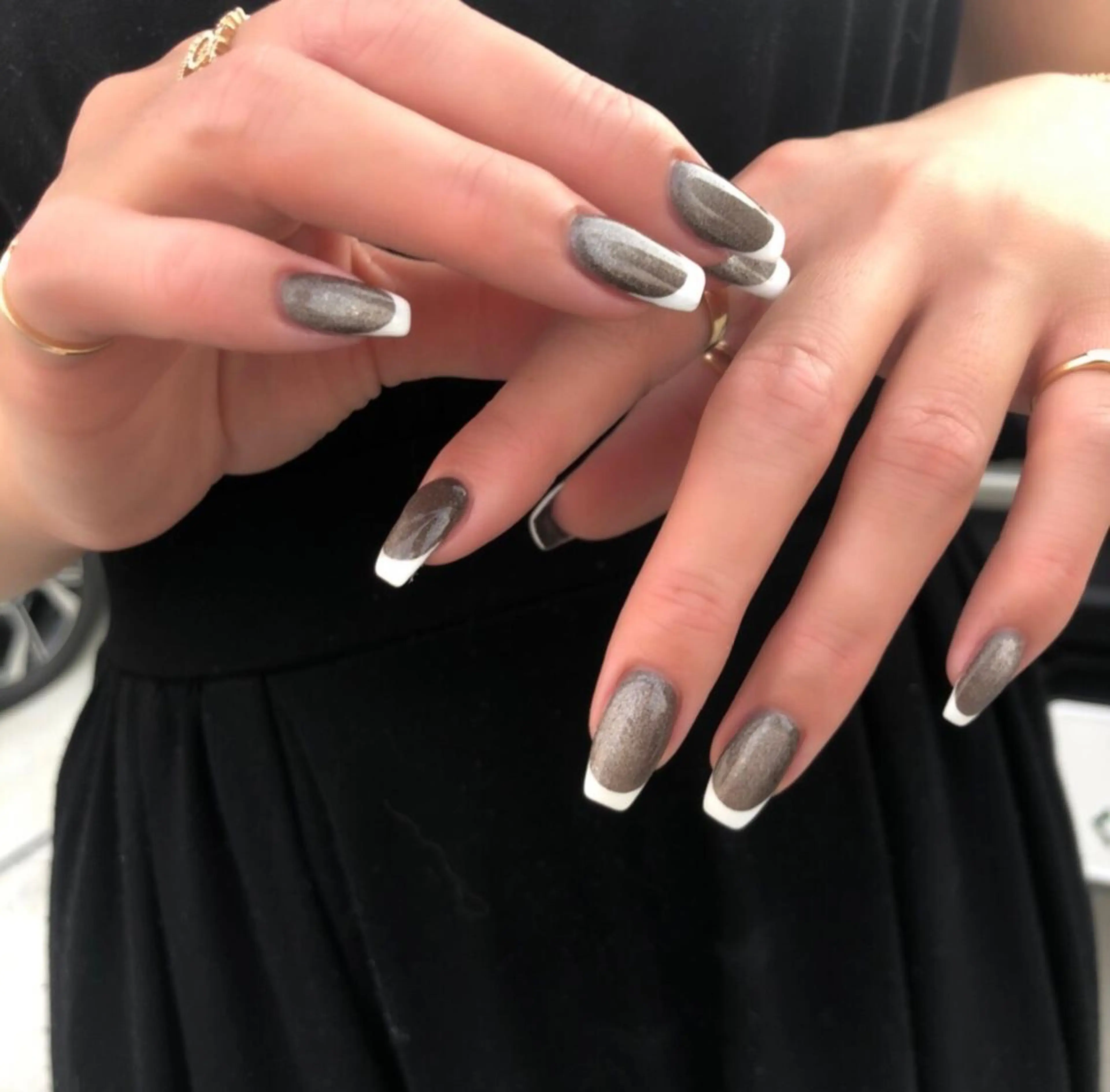 ネイル ブラウン フレンチネイル マグネットネイル nail 1997のネイルデザイン