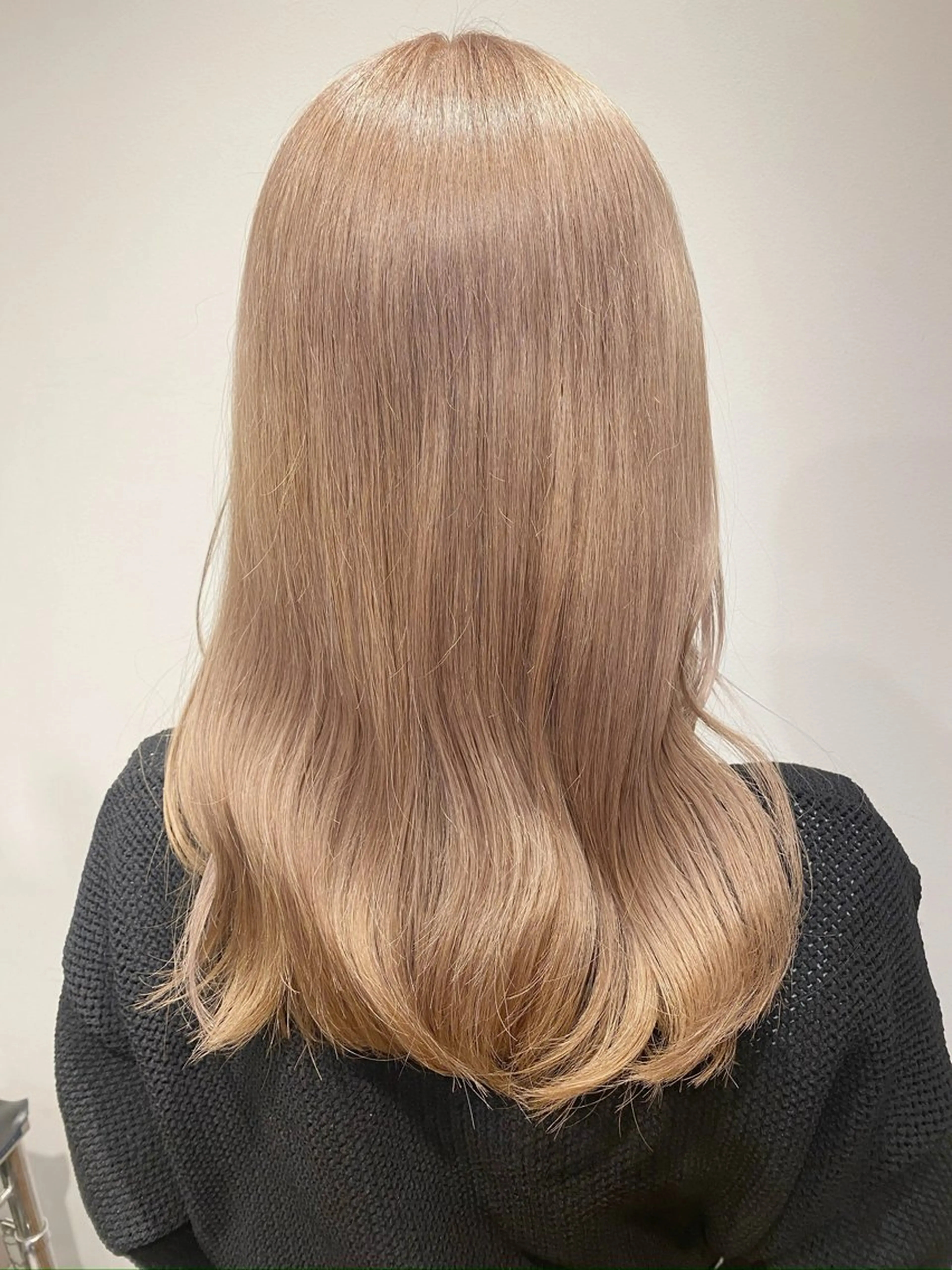 ミディアム カラー ハイトーンカラー 軍司 美夏のヘアスタイル