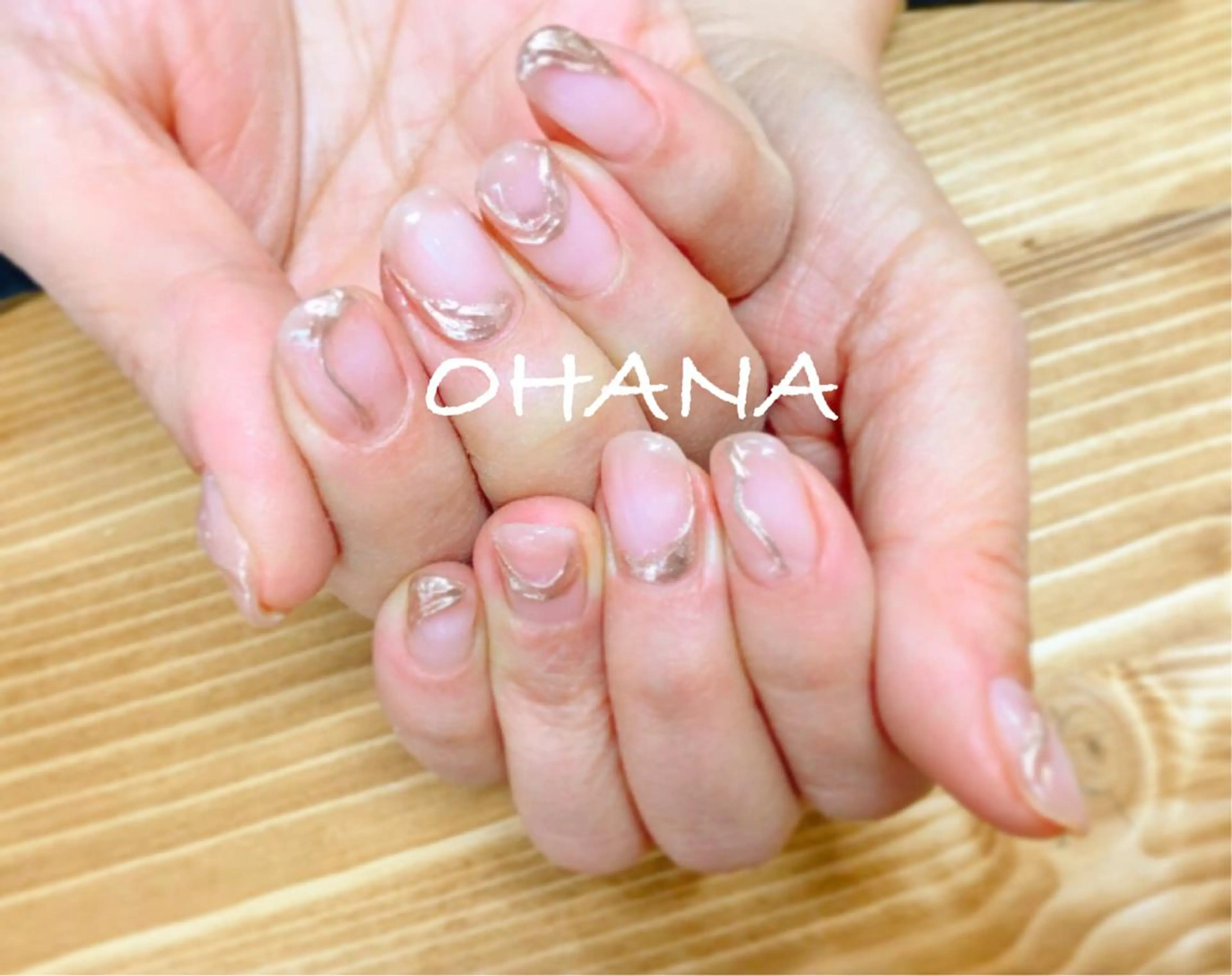 ネイル べっ甲ネイル フットネイル ラメ(グリッター) ラメグラデーション マグネットネイル nailroom OHANA🌴のネイルデザイン
