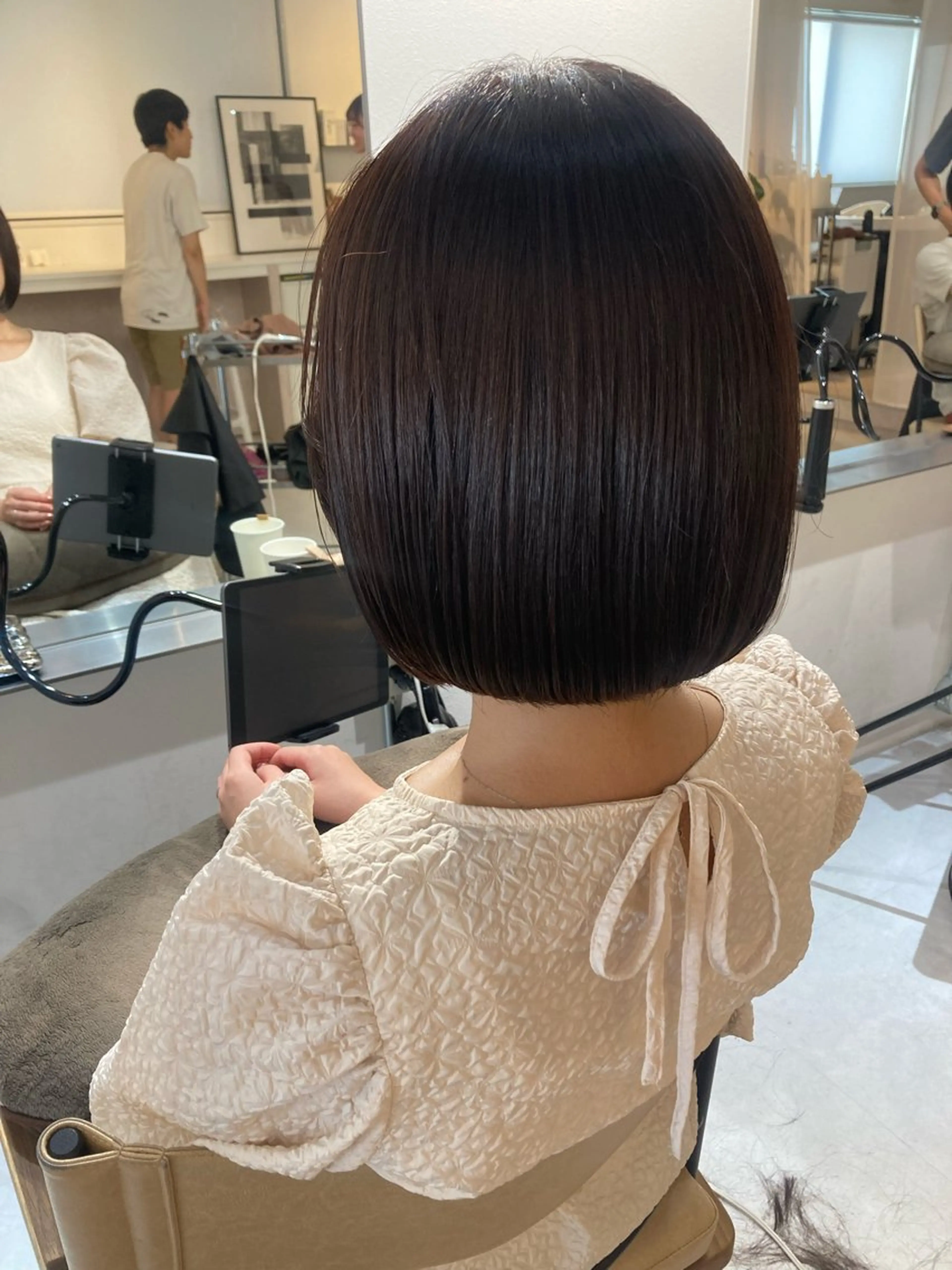 ショート ✨色持ちの良い艶 カラー✨蟹江真世のヘアスタイル