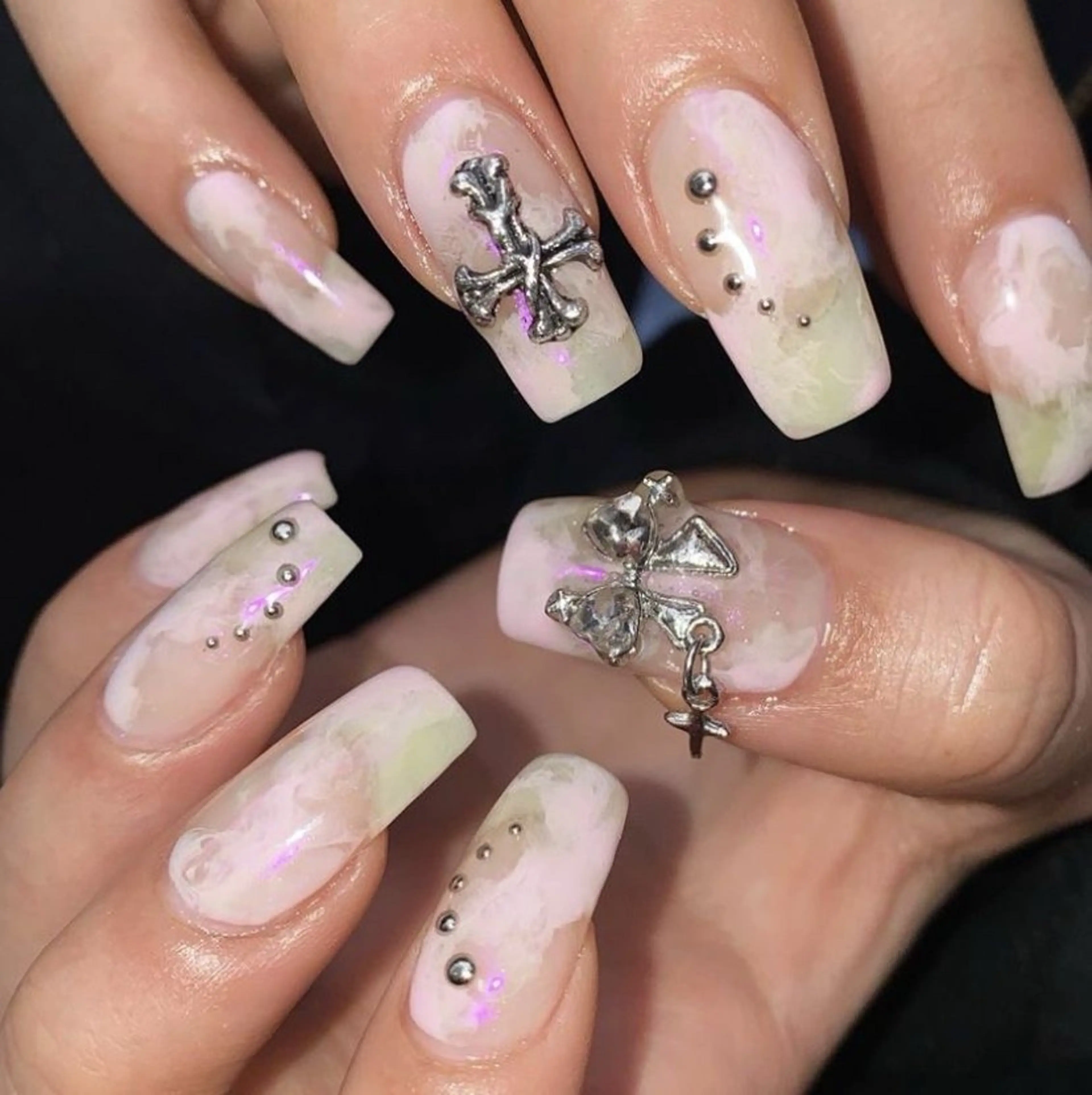 ネイル ハンドネイル ハイトーン/レイヤー nail 百咲💌のヘアスタイル