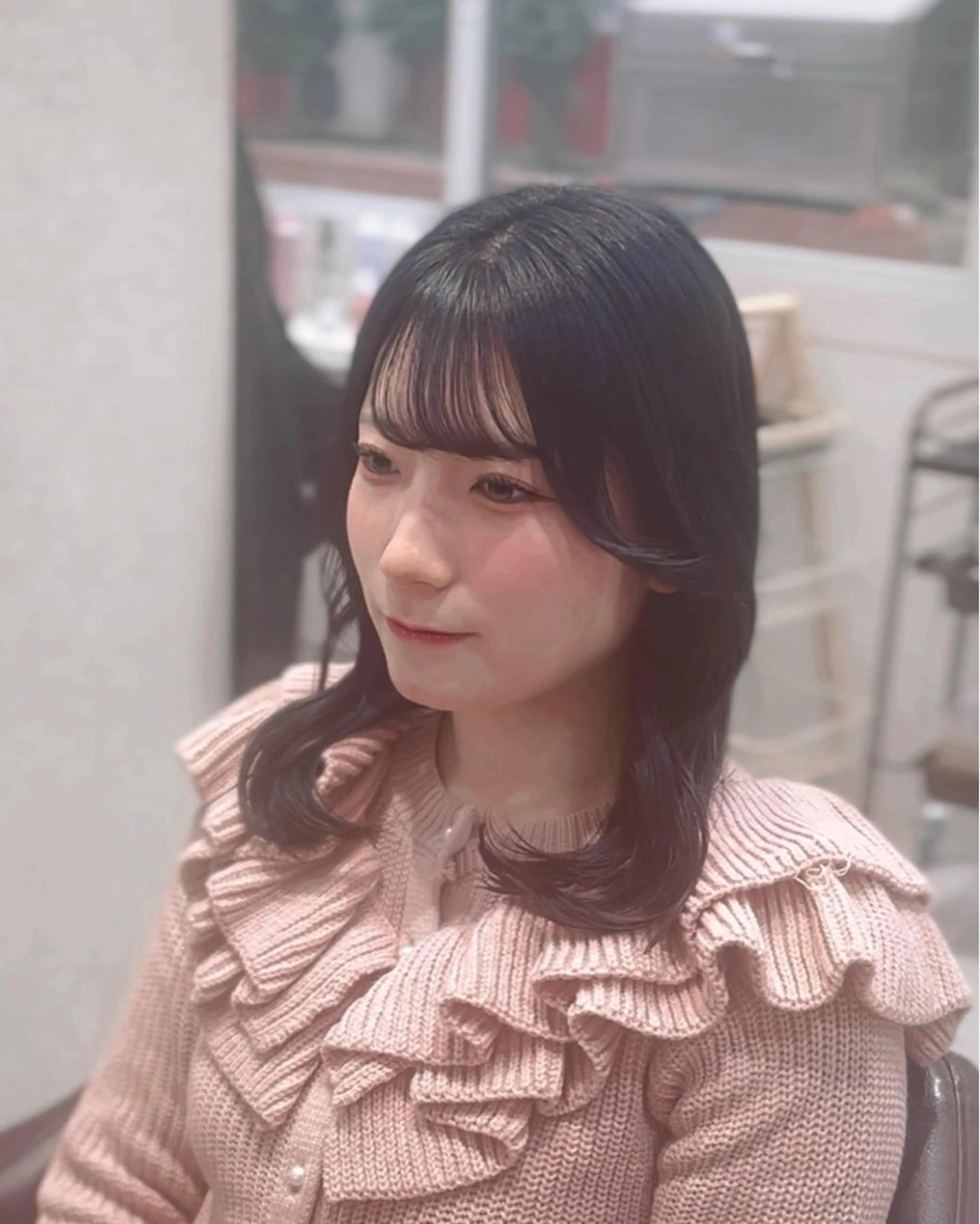 ミディアム カラー suzuka/透明感 /顔周り/美髪矯正のヘアスタイル