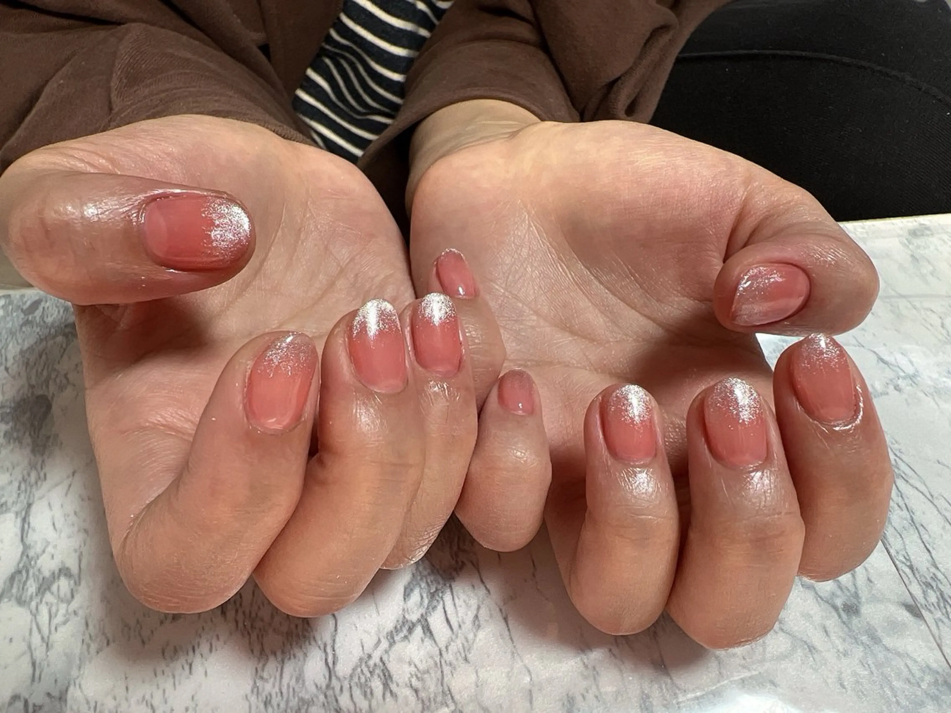 ネイル グラデーション マグネットネイル ハンドネイル Lavish nailのネイルデザイン