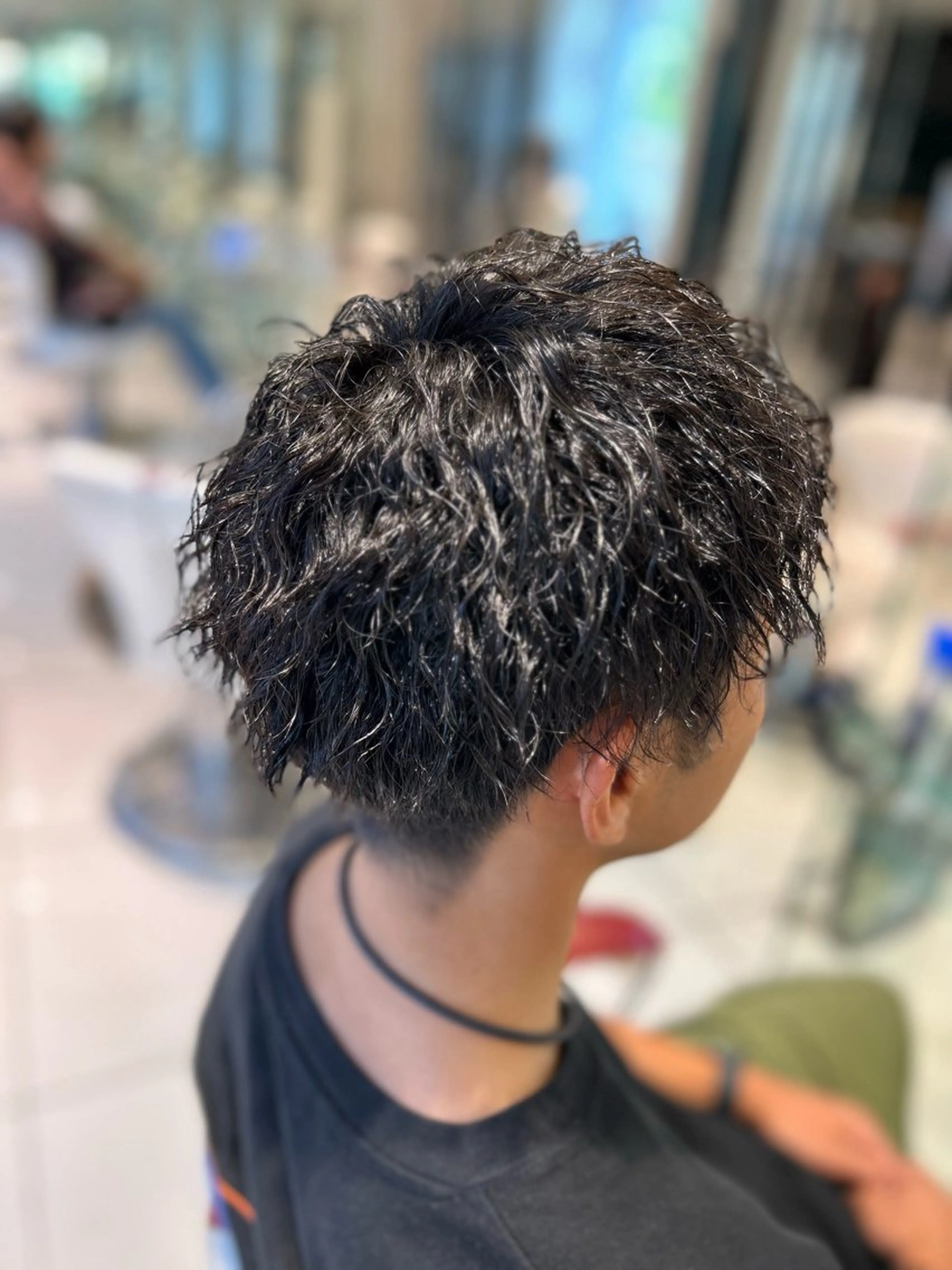 ショート パーマ スパイラルパーマ カット パーマ トリートメント 小沼 正悟のヘアスタイル