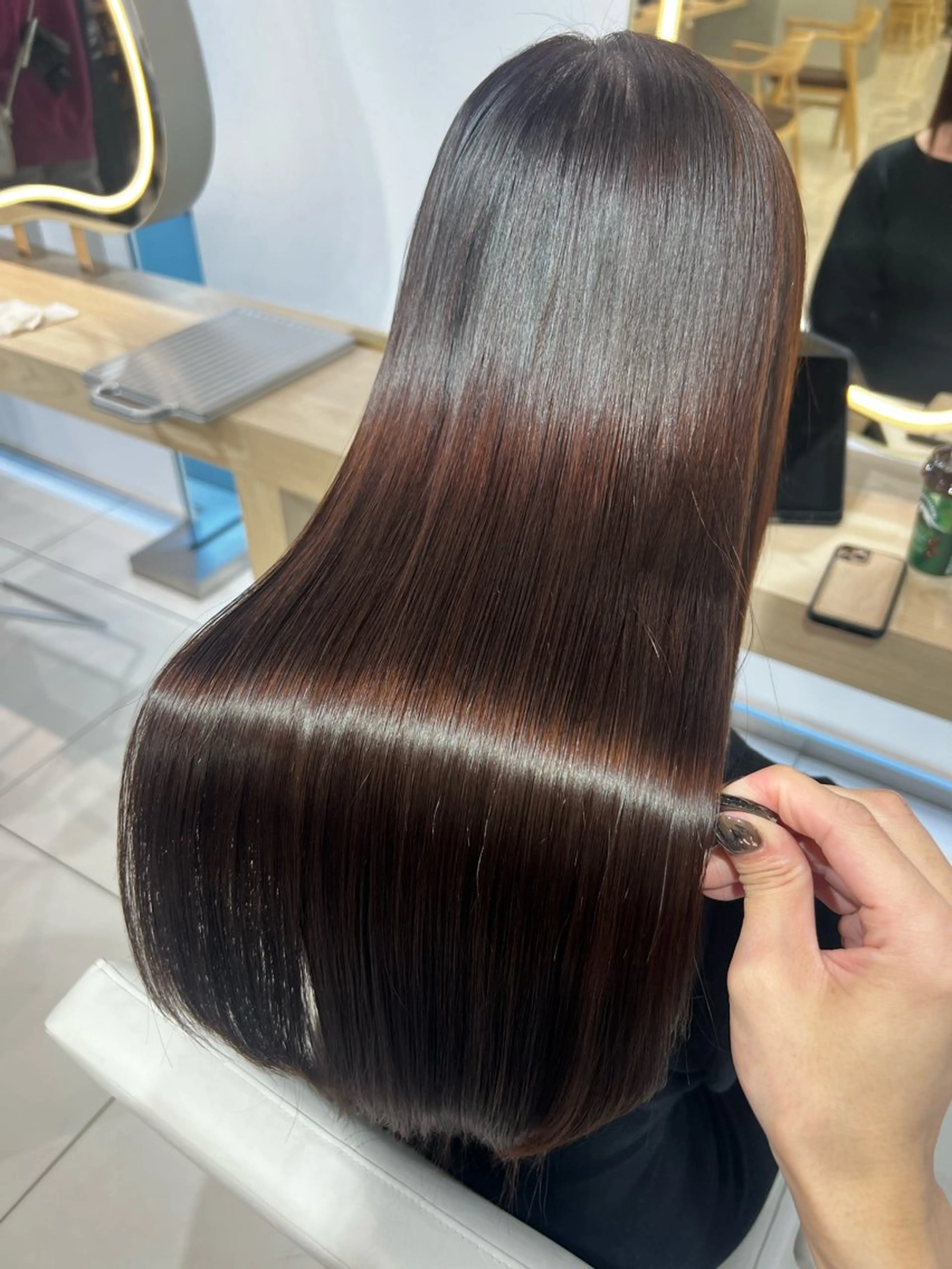 セミロング レイヤー×韓国 🇰🇷鈴木啓太のヘアスタイル