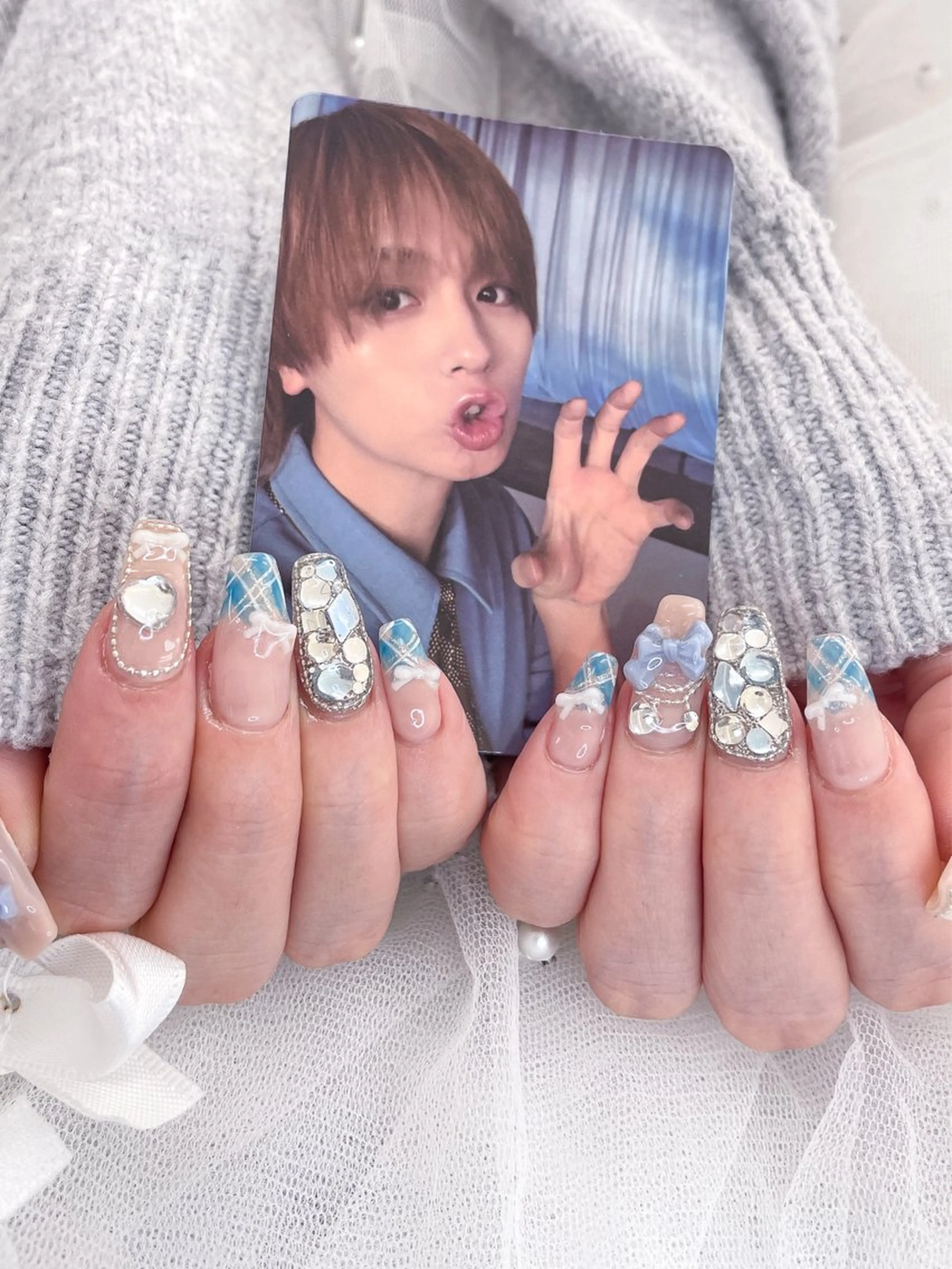 ネイル リボン ハンドネイル 五十嵐 美智のネイルデザイン