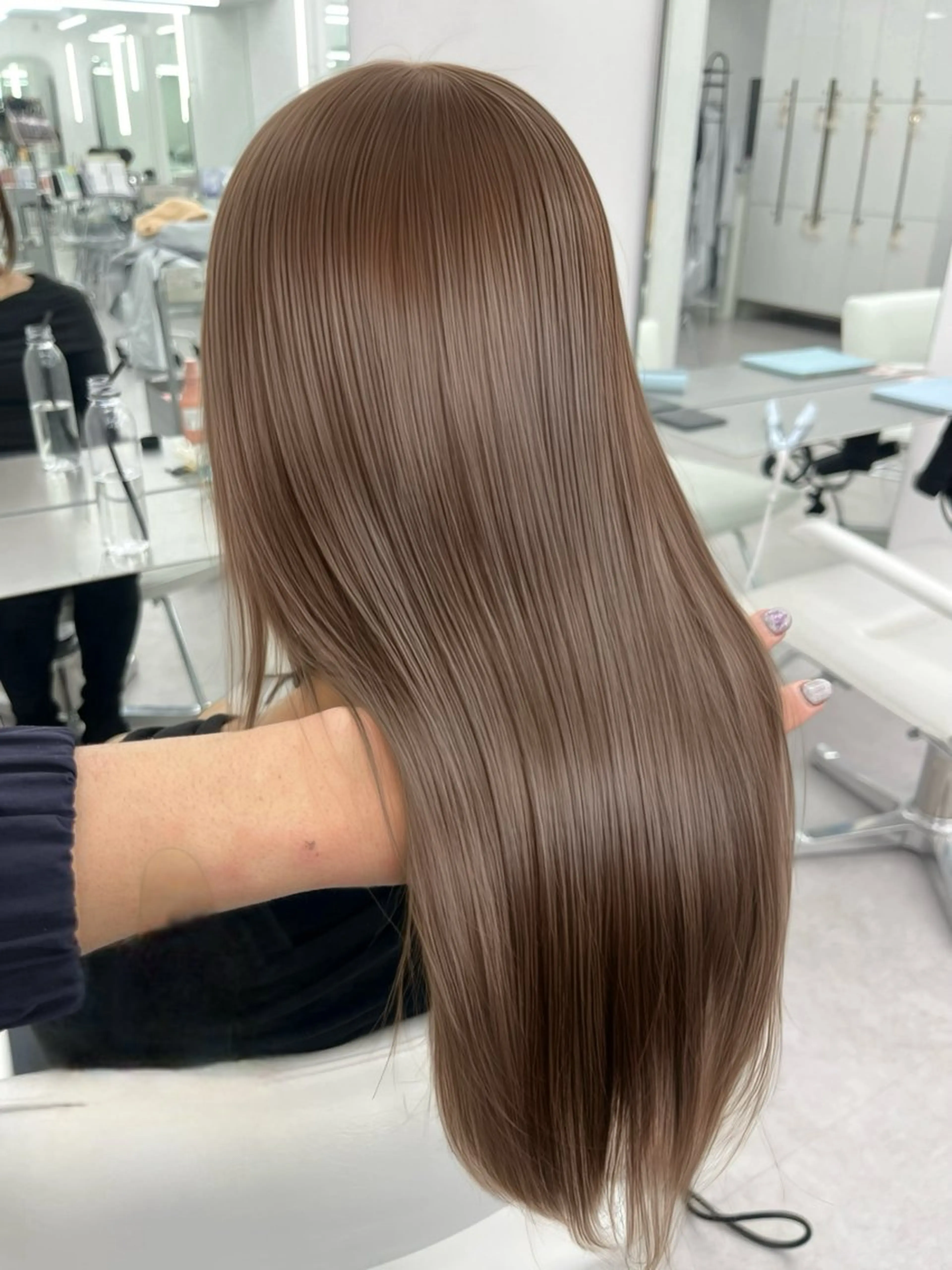 ロング カラー アッシュ ベージュカラー ブリーチ ブラウンカラー ブラウンベージュ カット ヘアカラー トリートメント ヘアセット 透明感カラー✨🩵 韓国ヘアkanatoのヘアスタイル