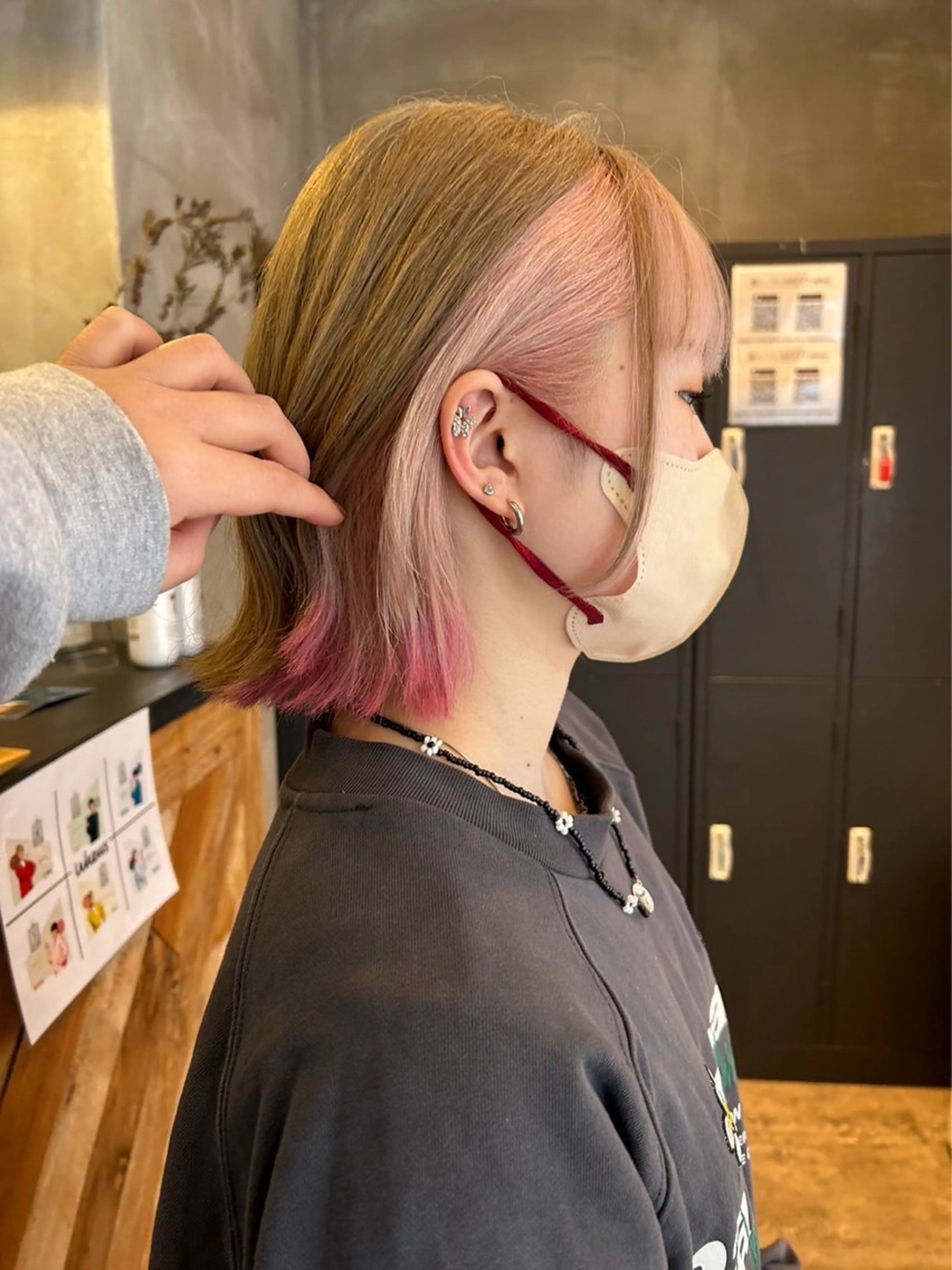 インナーカラー (ブリーチ込) 16:30​〜​17:00の受付限定です🎶♡の写真