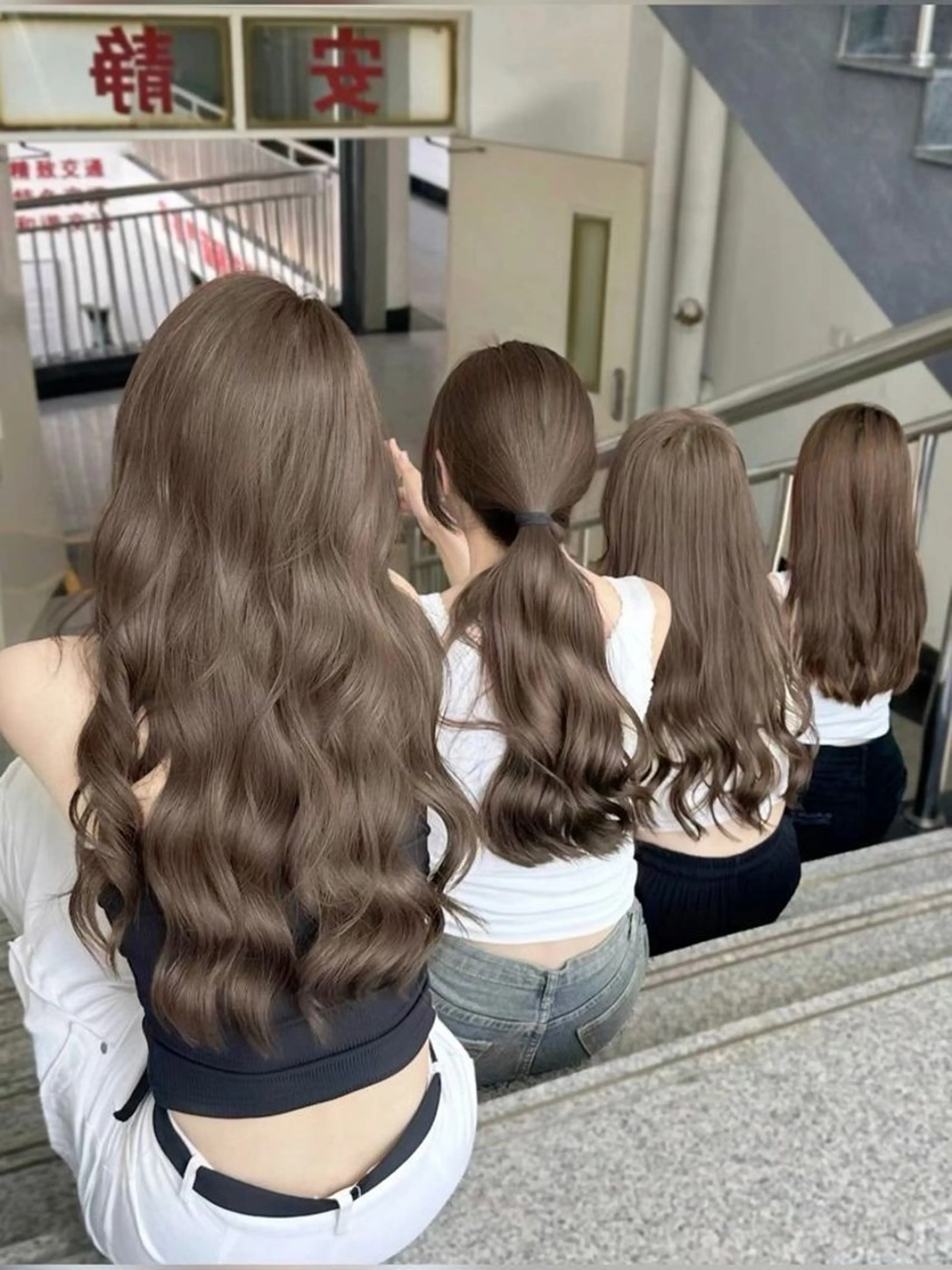 セミロング カラー カット ヘアカラー トリートメント 髪質改善美容師が作る 透明感カラー杉山太貴のヘアスタイル