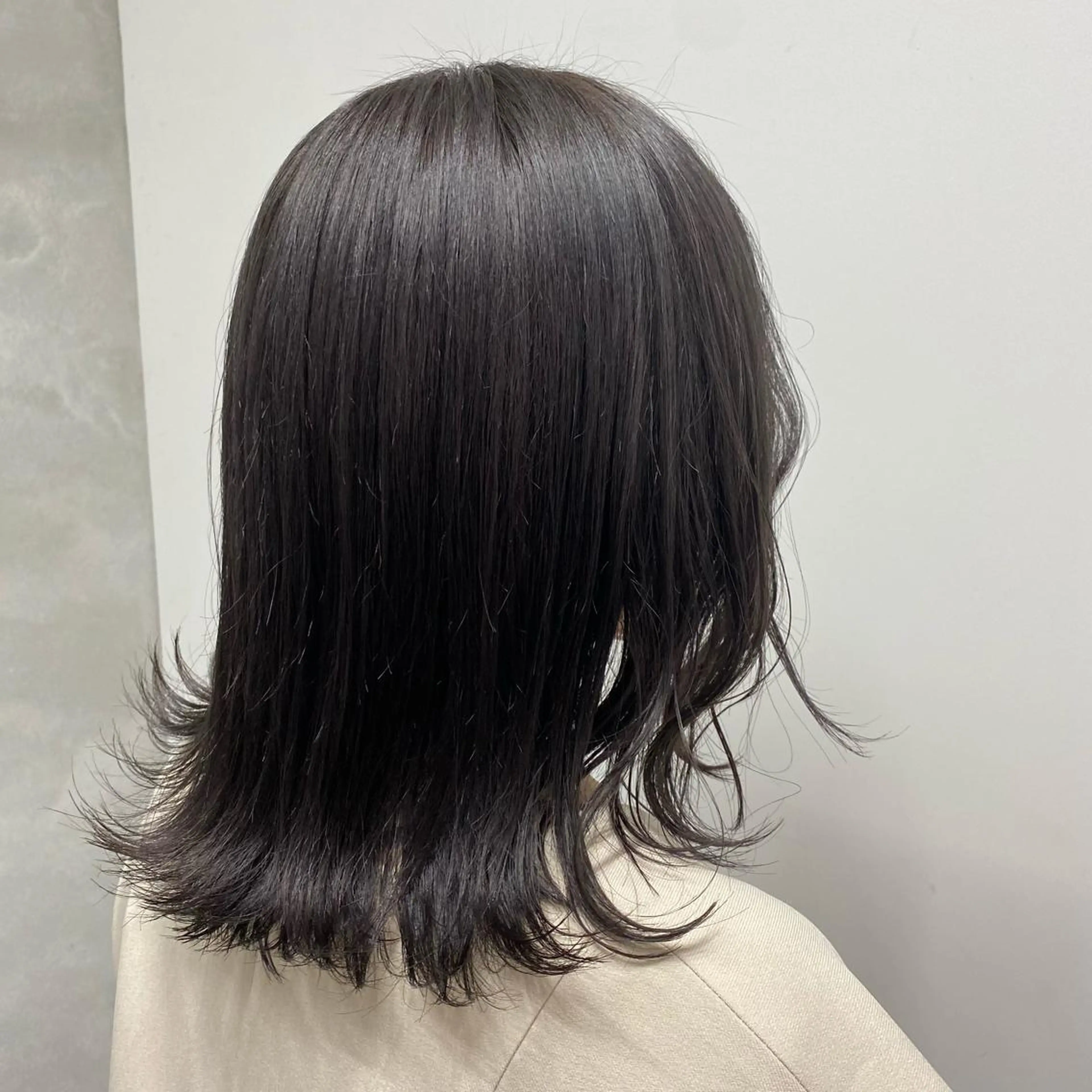 ミディアム 村山 豪歩のヘアスタイル