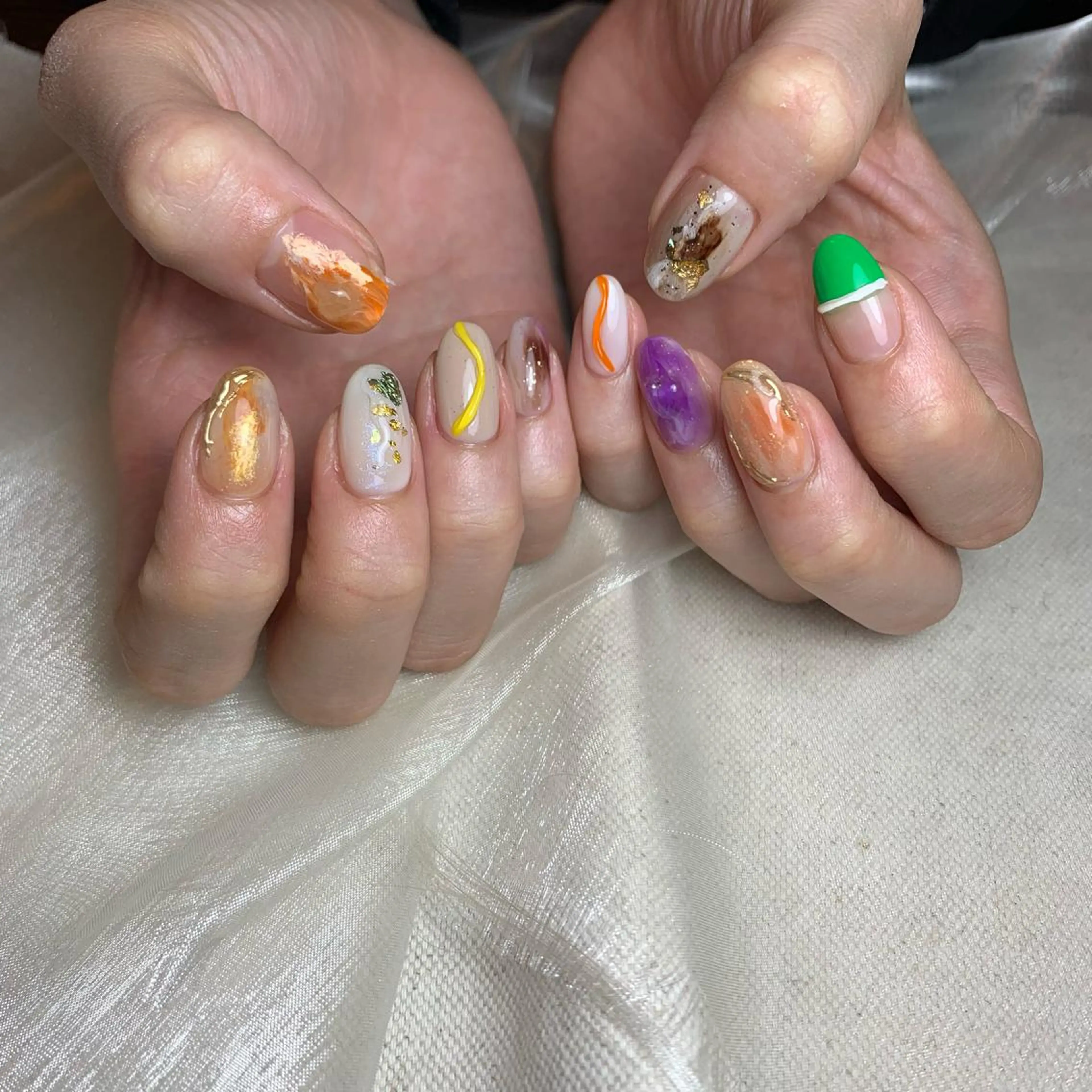 ネイル ハンドネイル 里見 麗のネイルデザイン