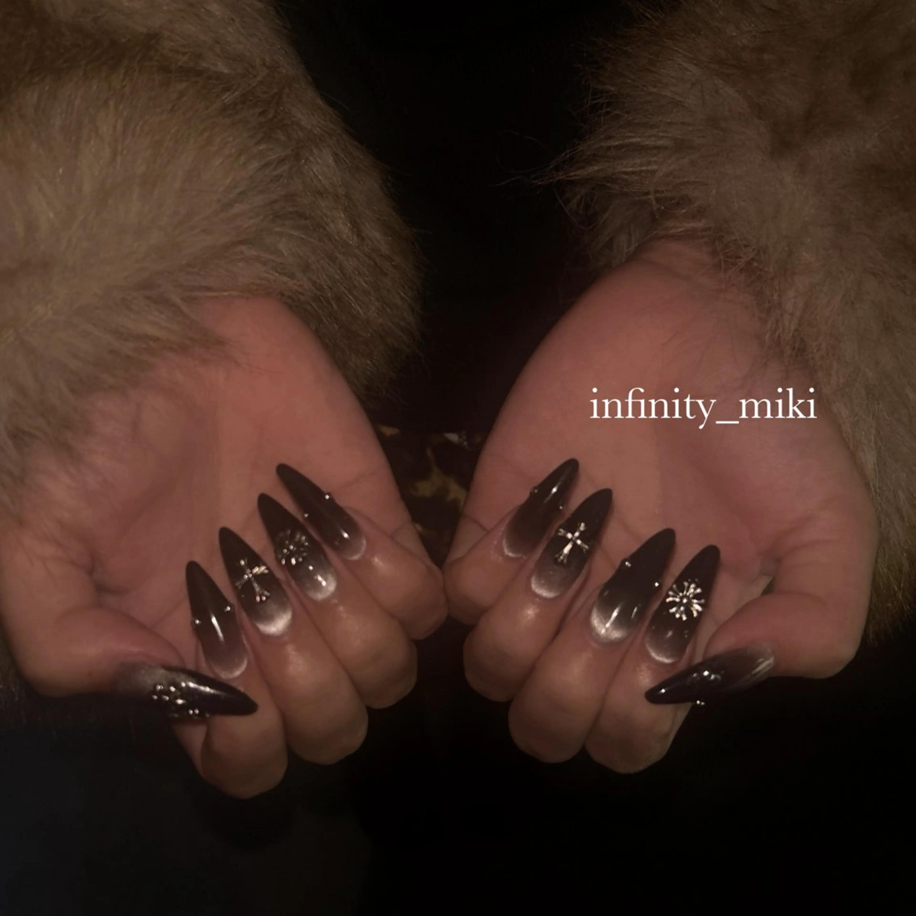 ネイル Infinity _mikiのネイルデザイン