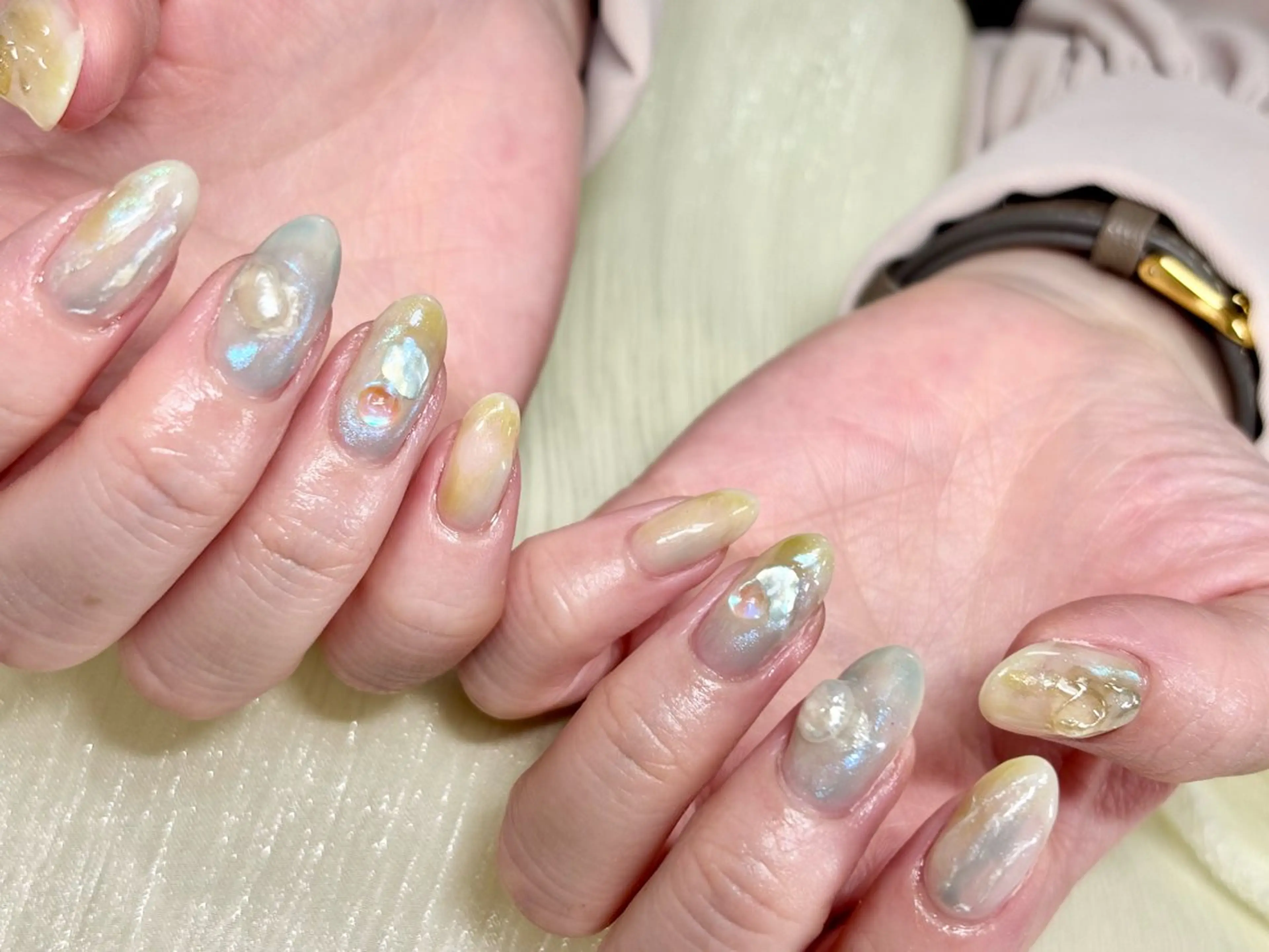 ネイル ニュアンスネイル 春ネイル ハンドネイル ハンドケア ETE LUNA NAILのネイルデザイン