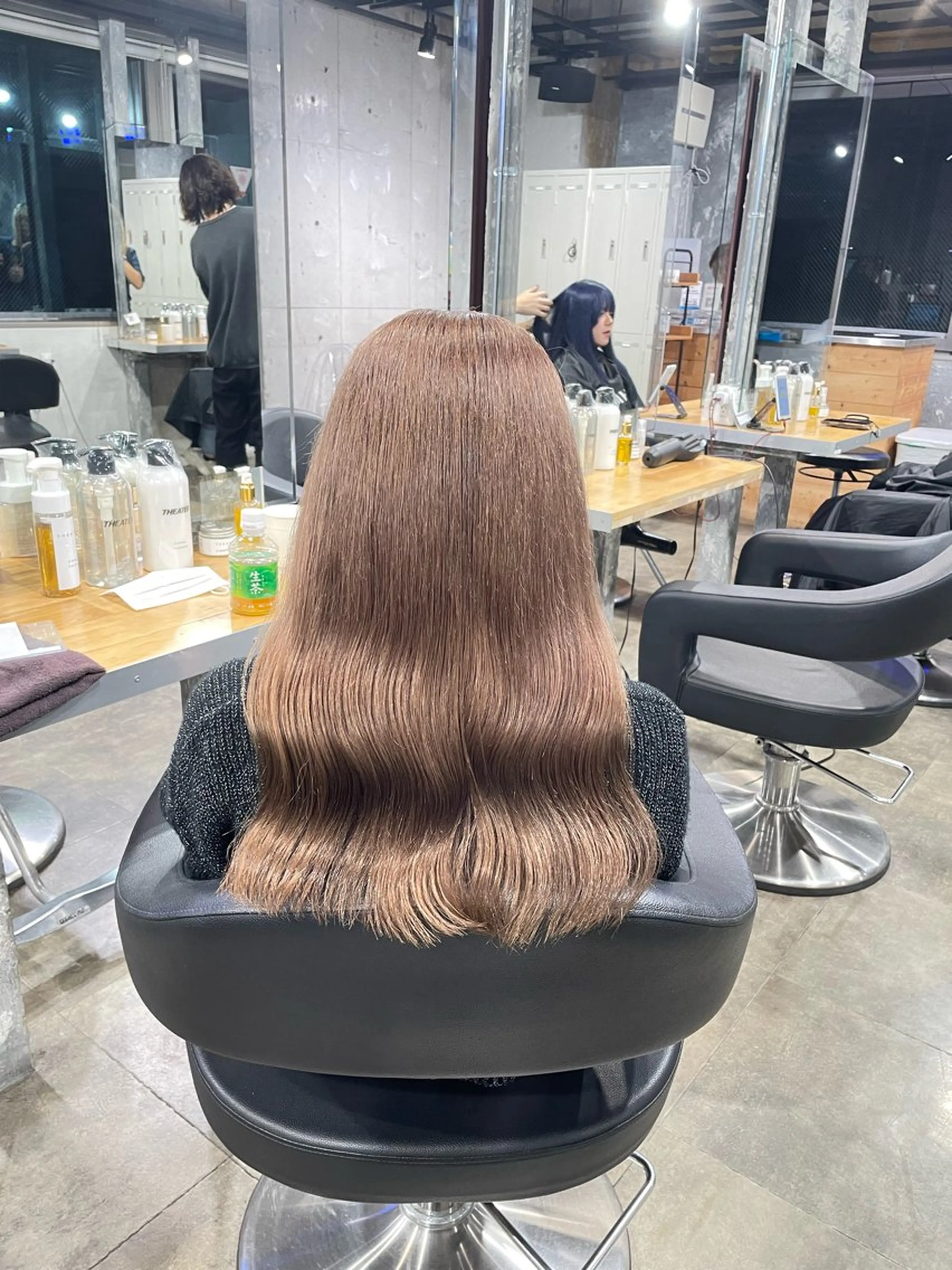 セミロング ヘアカラー トリートメント ヘッドスパ ヘアセット ベージュカラー💖 やすひろのヘアスタイル