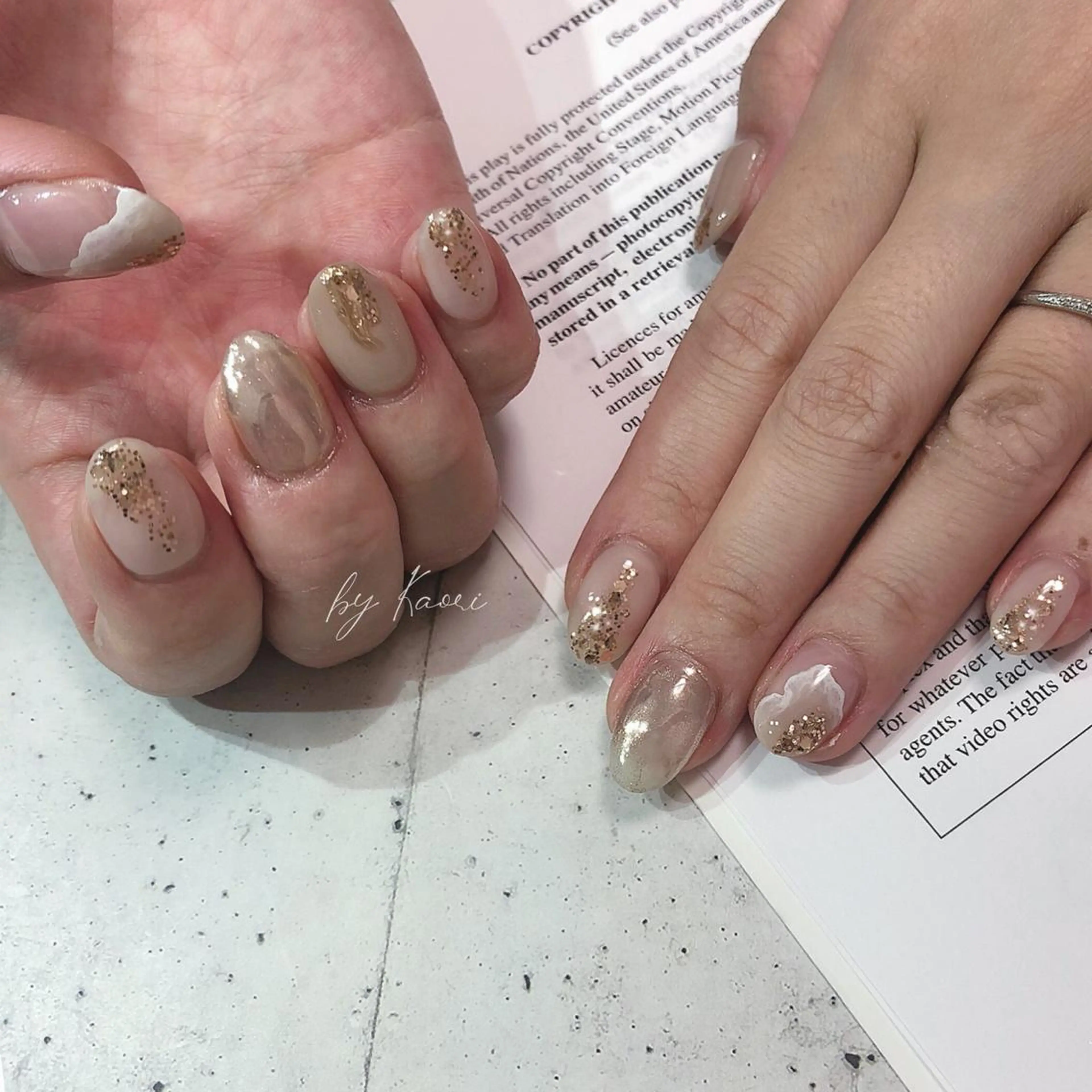 ネイル オーロラネイル ブラウン カジュアル フットネイル フレンチネイル ハンドネイル _Defi_ by Kaoriのネイルデザイン