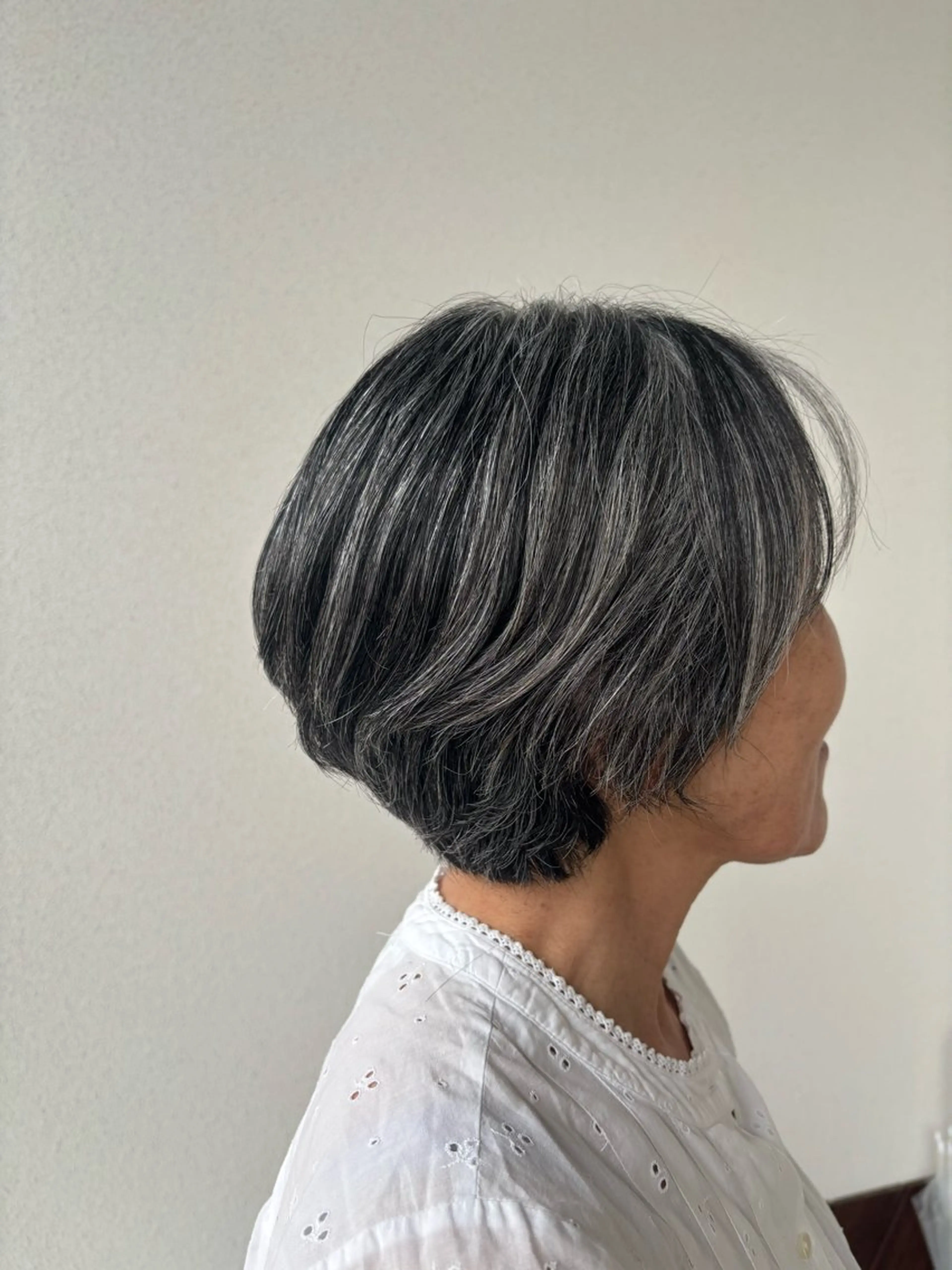 ショート ルプラボウ あいか 韓国ヘア/艶髪のヘアスタイル