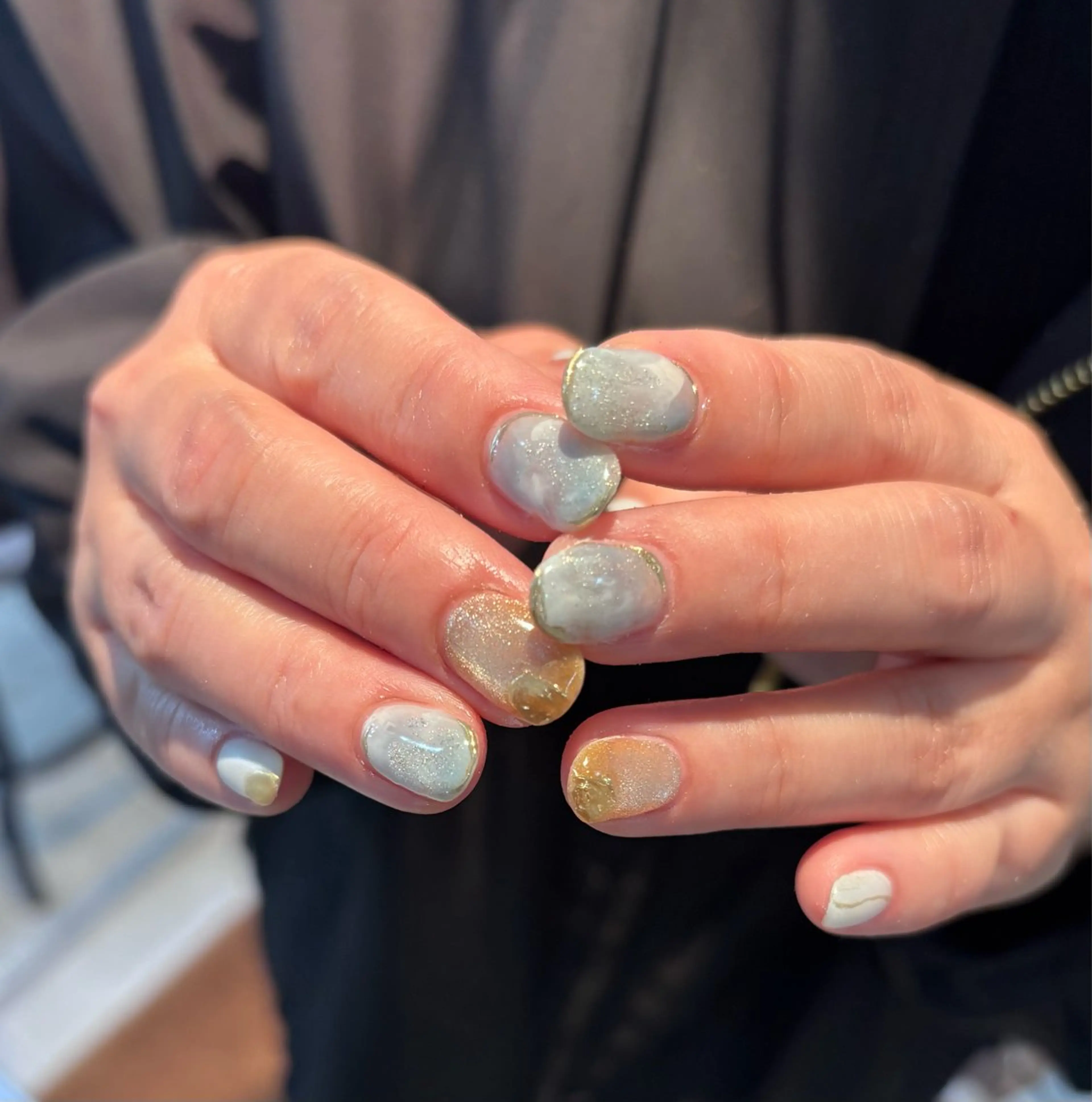 ネイル ブルー ニュアンスネイル ハンドネイル free'snail N A Oのネイルデザイン