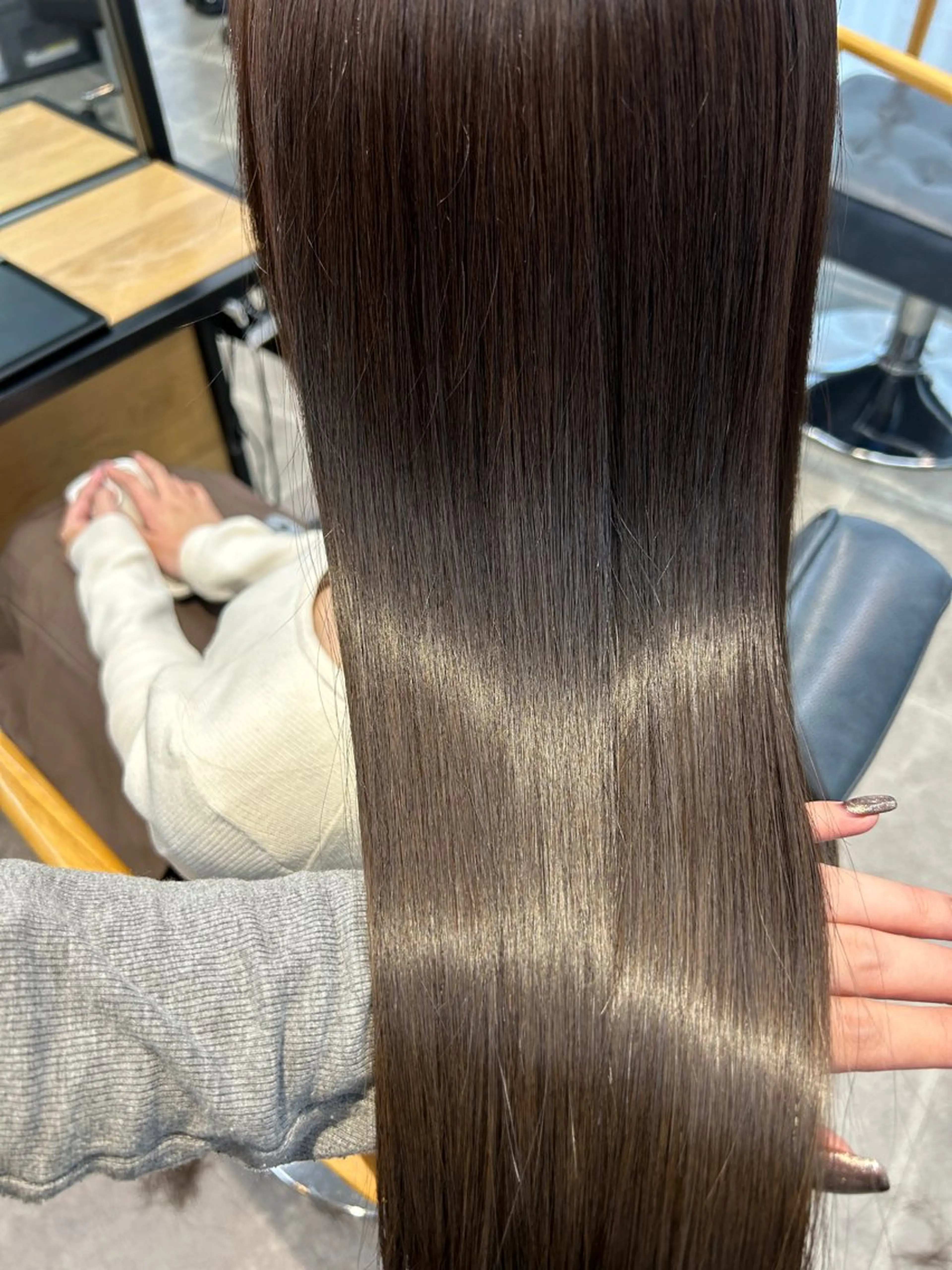 期間限定🎁💎艶髪✨髪質改善💎毛先メンテナンスカット＋カラー＋髪質改善リンゴ幹細胞トリートメント🍎の写真