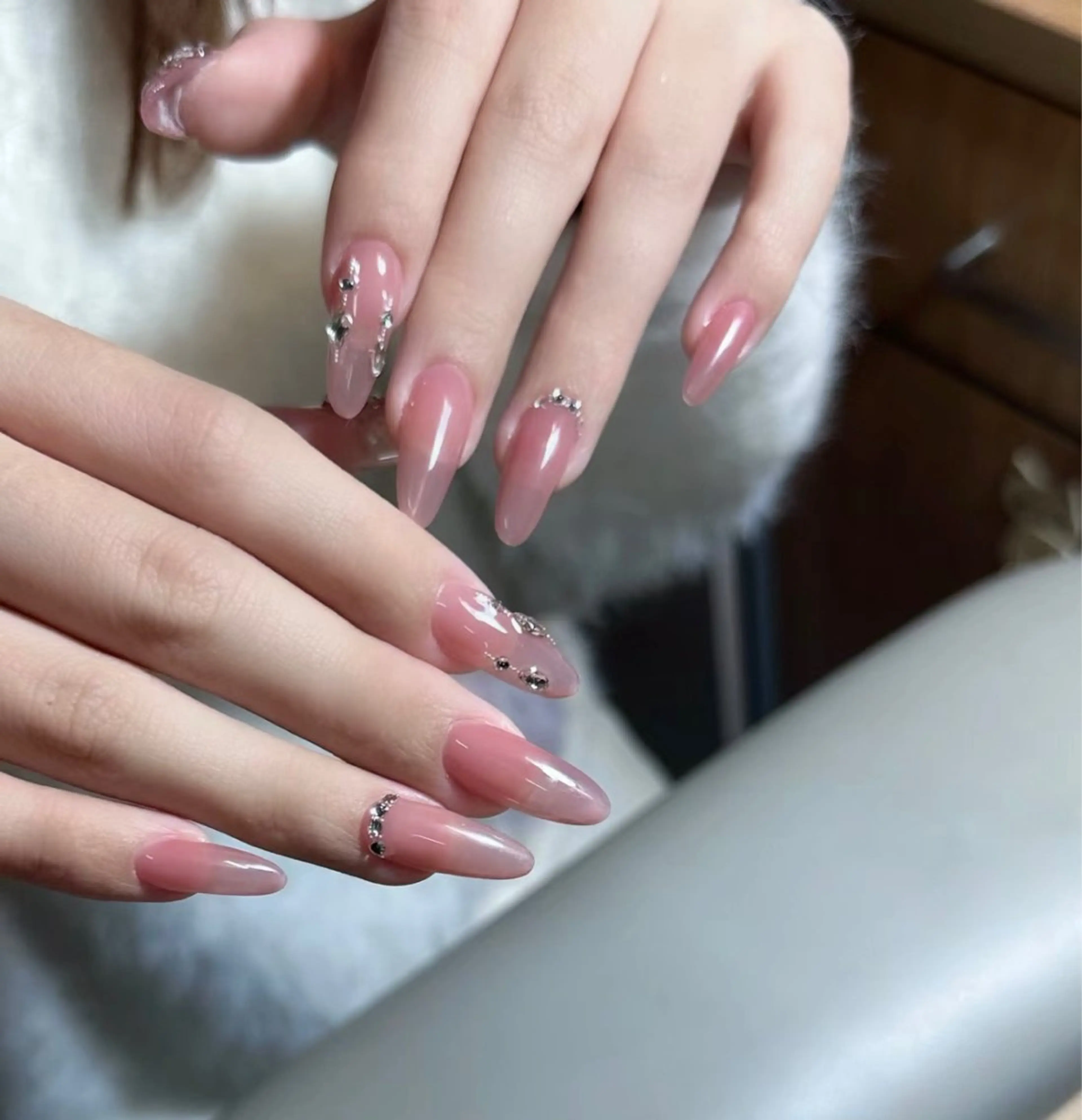 ネイル ハンドネイル ハンドケア 🍑 momo_nailのネイルデザイン