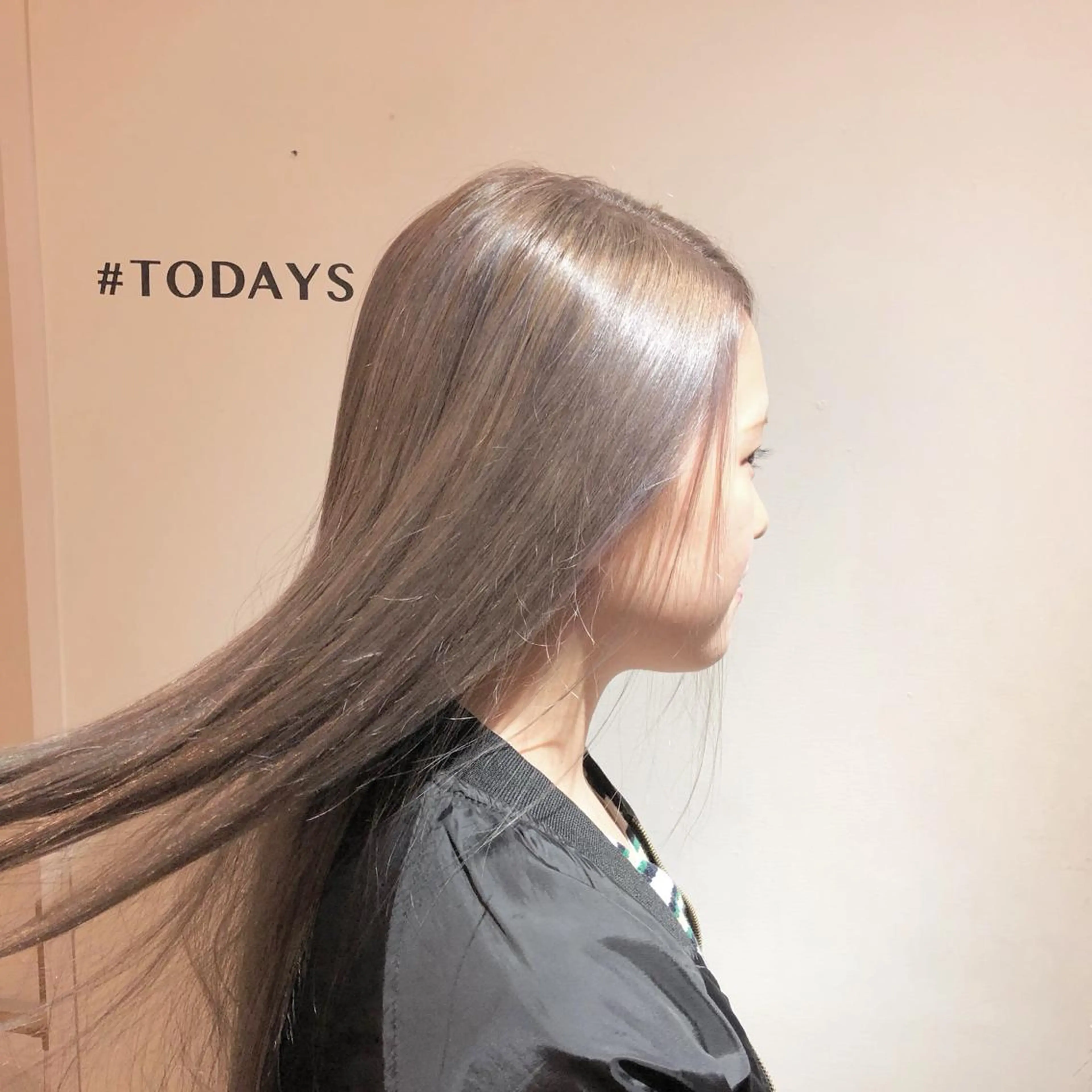 ロング カラー ヘアカラー 🌸ハイトーン 新田　廉 🌸のヘアスタイル