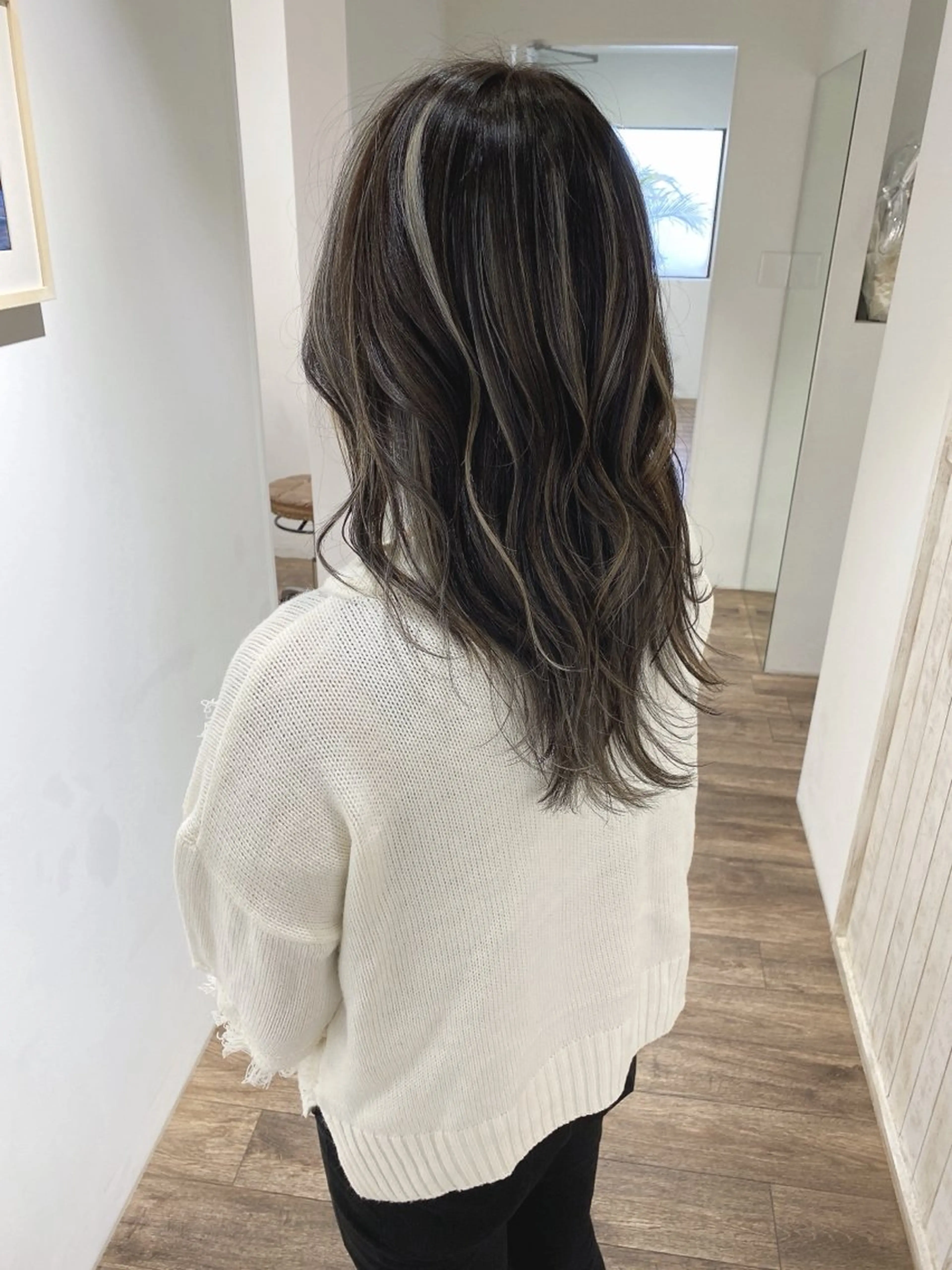 セミロング カラー ヘアカラー トリートメント ハイライト⭐️上野 高広のヘアスタイル
