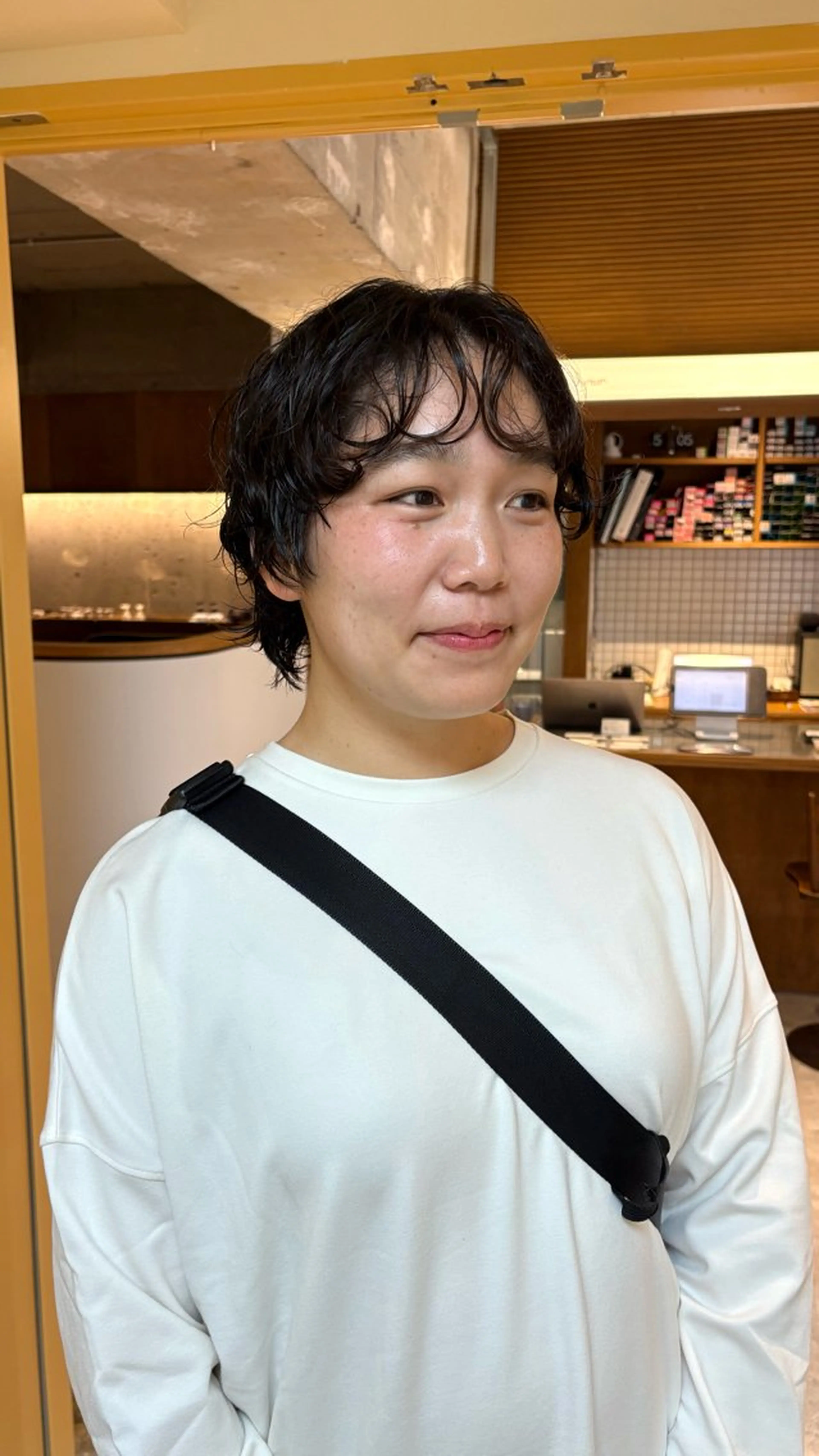 ショート パーマ くせ毛 ショートヘア ウルフカット カット パーマ パ ルのヘアスタイル