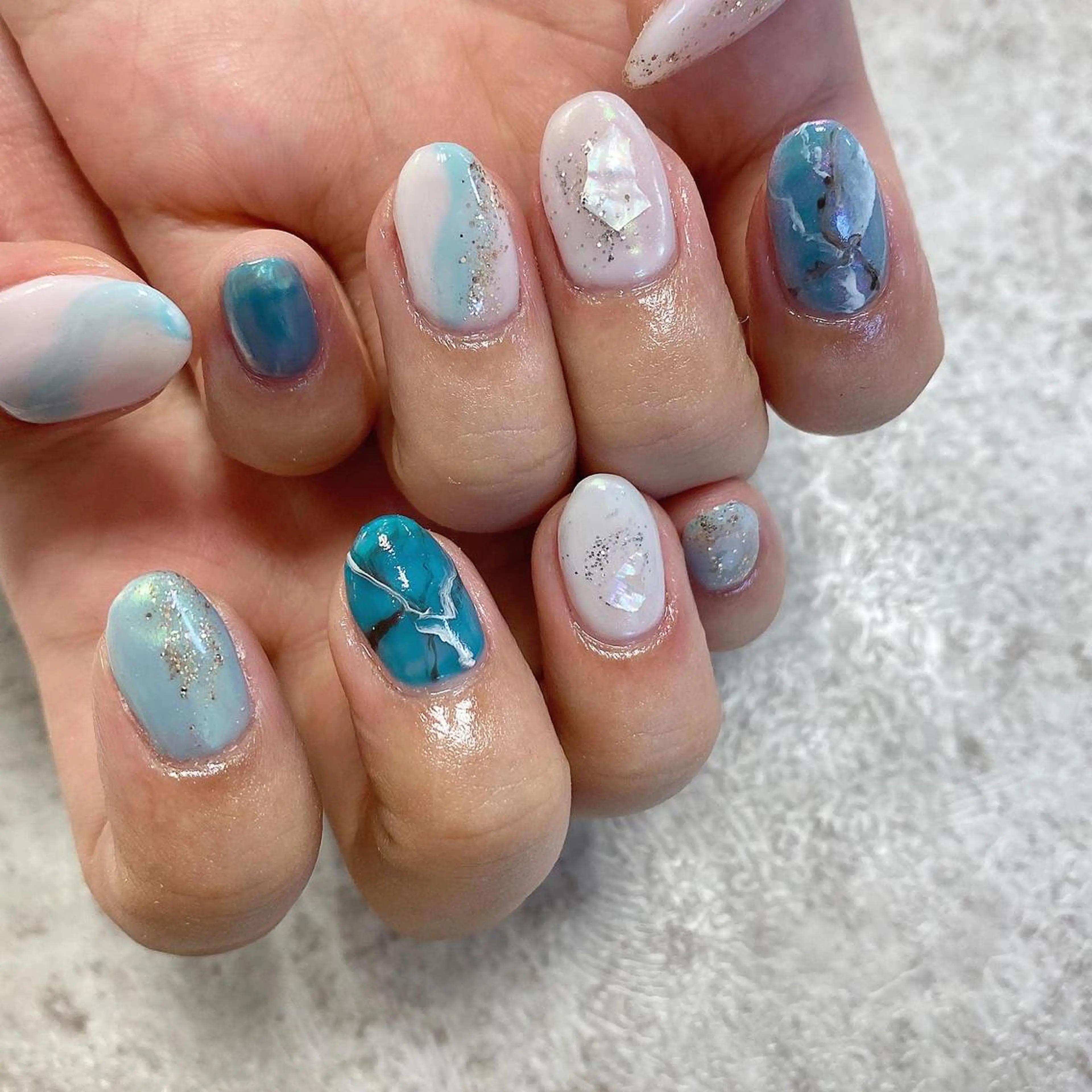 ネイル ulu beautysalon所属・ulu 渋谷 表参道 Yukiの眉毛・アイブロウイメージ