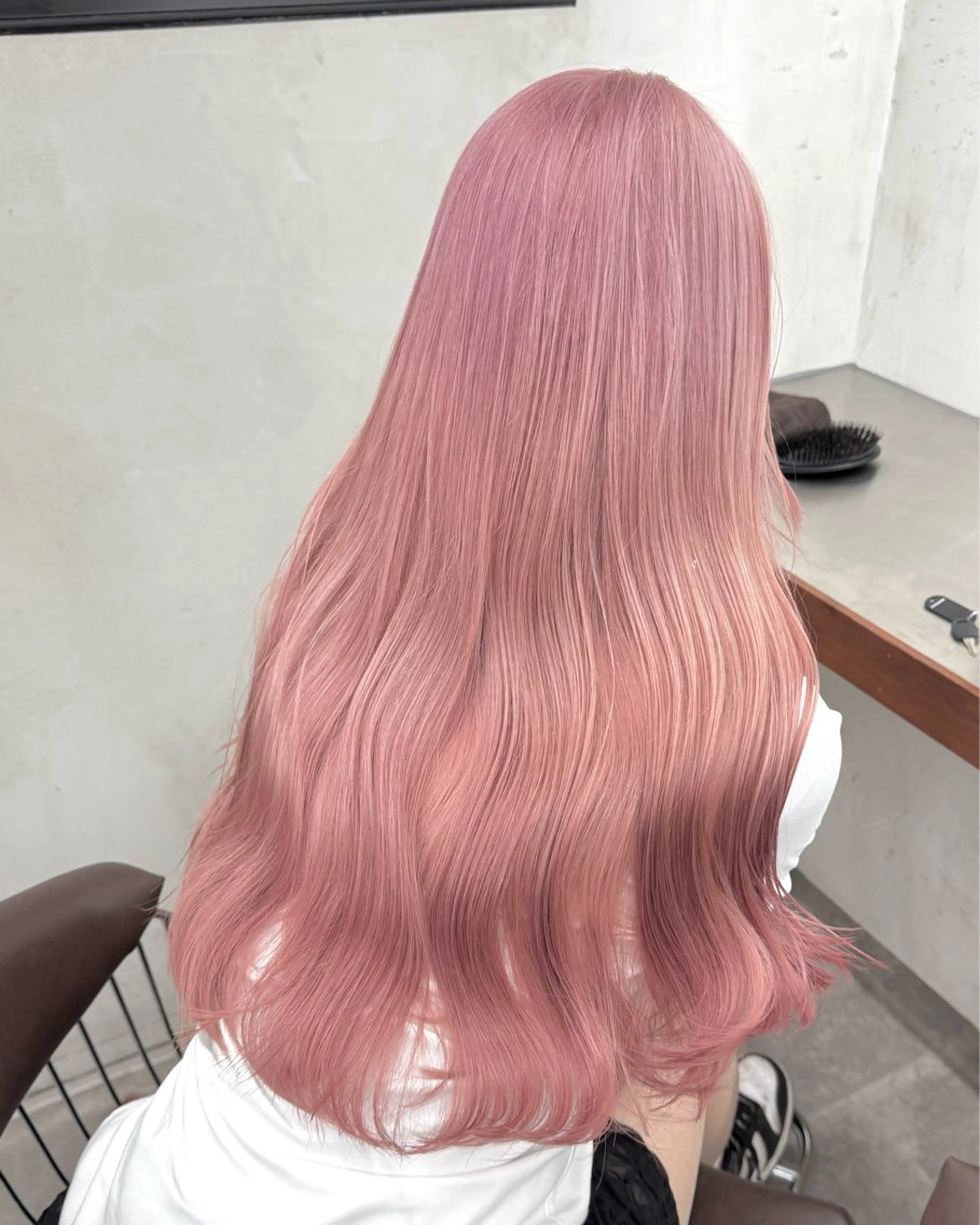 ロング カラー アッシュ ベージュカラー ブリーチ ケアブリーチ ダブルカラー カット ヘアカラー トリートメント ブリーチ　ハイトーン 特化🌈フジタハルキのヘアスタイル