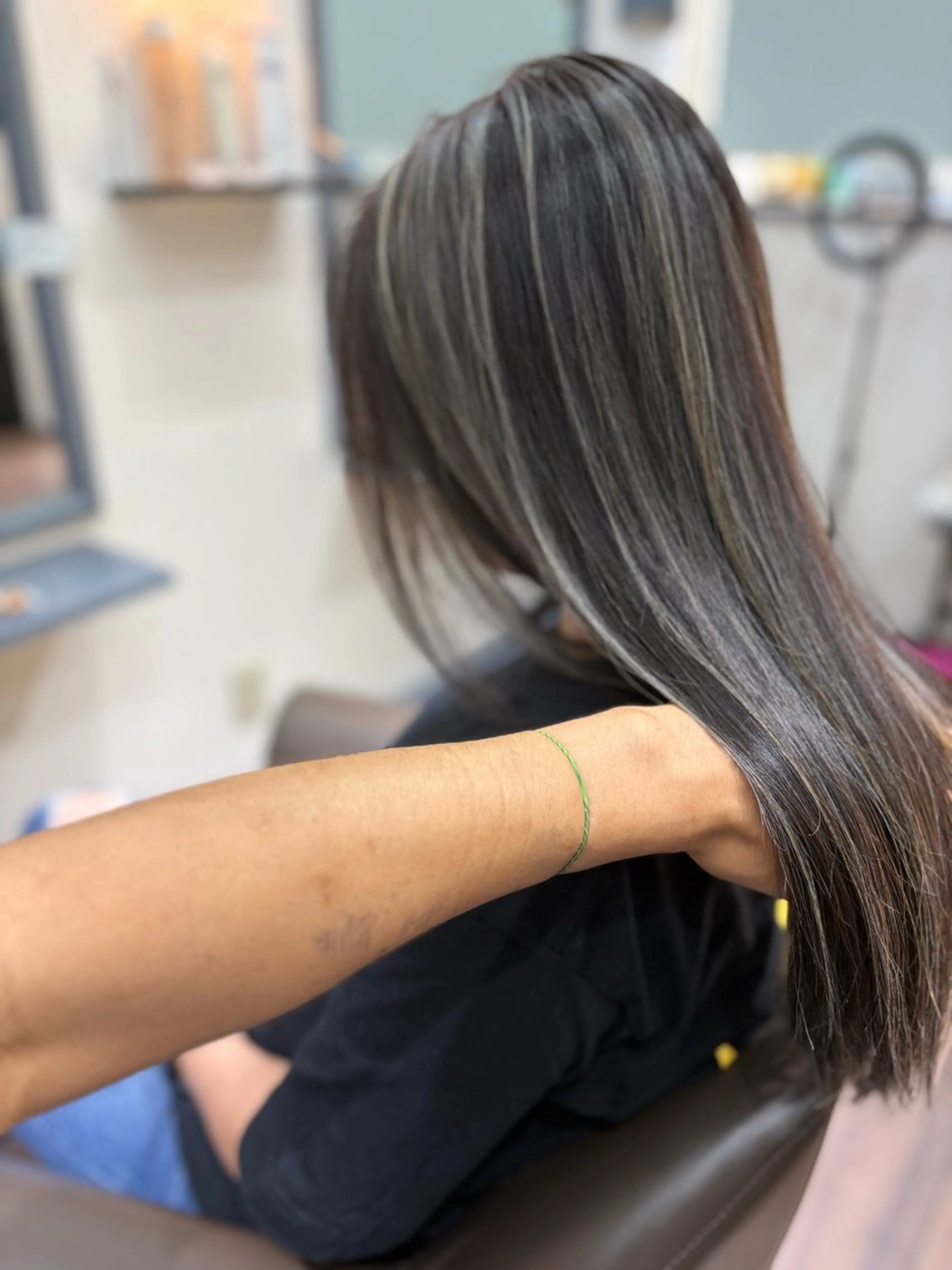 ロング カラー ヘアアレンジ ハイライトカラー ハイライト 髪質改善 ヘアカラー 三輪 太一のヘアスタイル