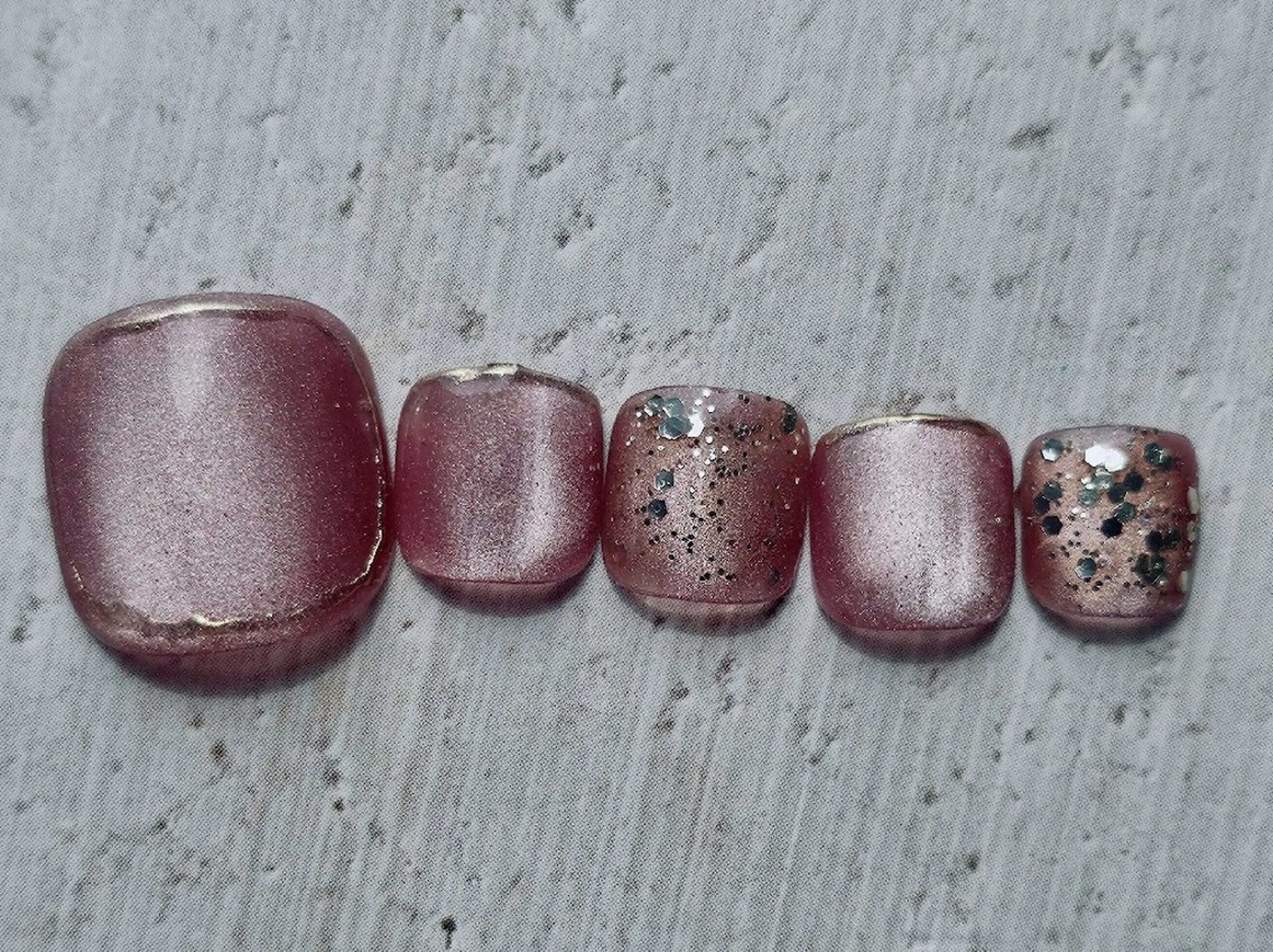 ネイル フットネイル マグネットネイル NailSalon LuireYUUNAのネイルデザイン