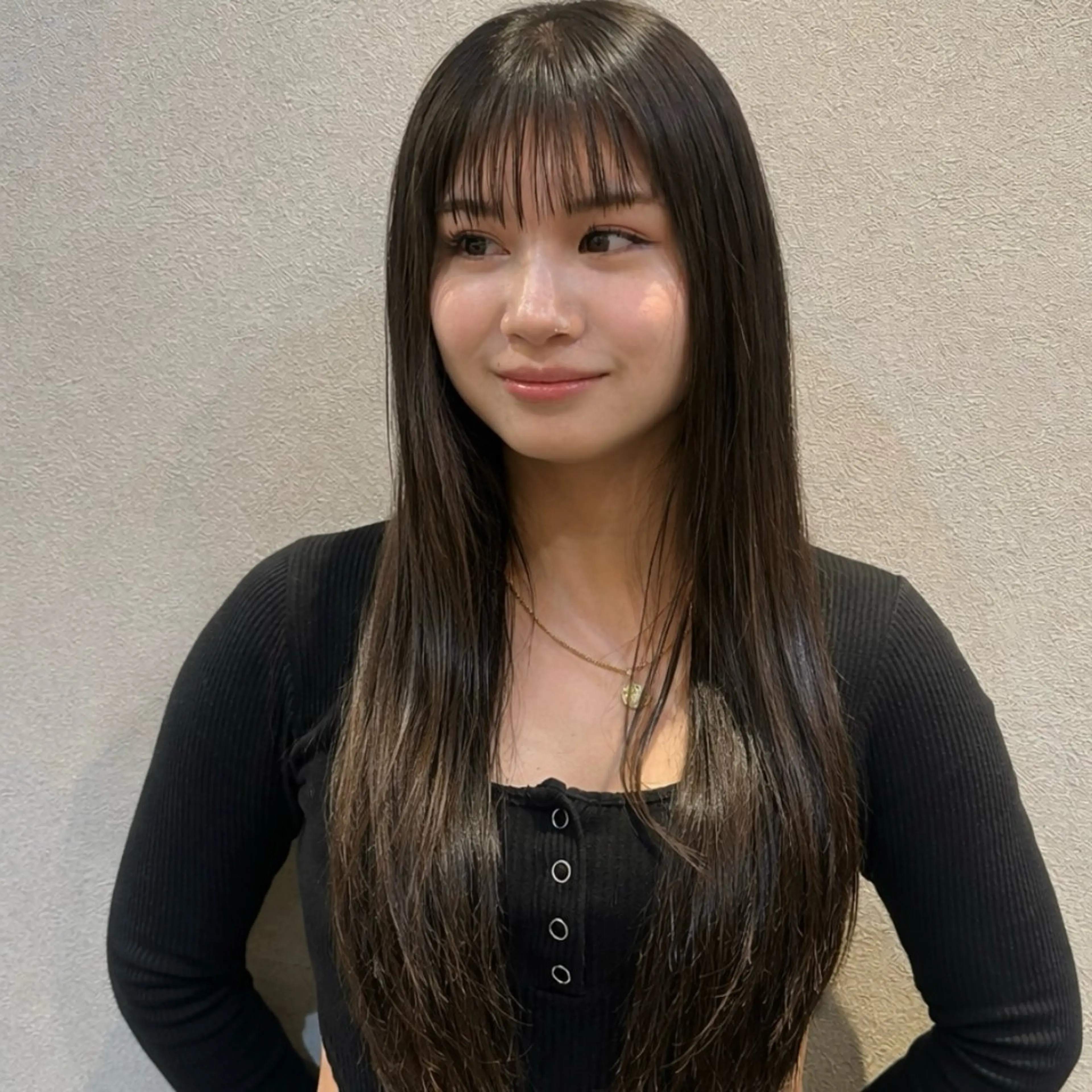 ロング ヘアカラー 矢澤涼夏 🎀ツヤ髪のヘアスタイル