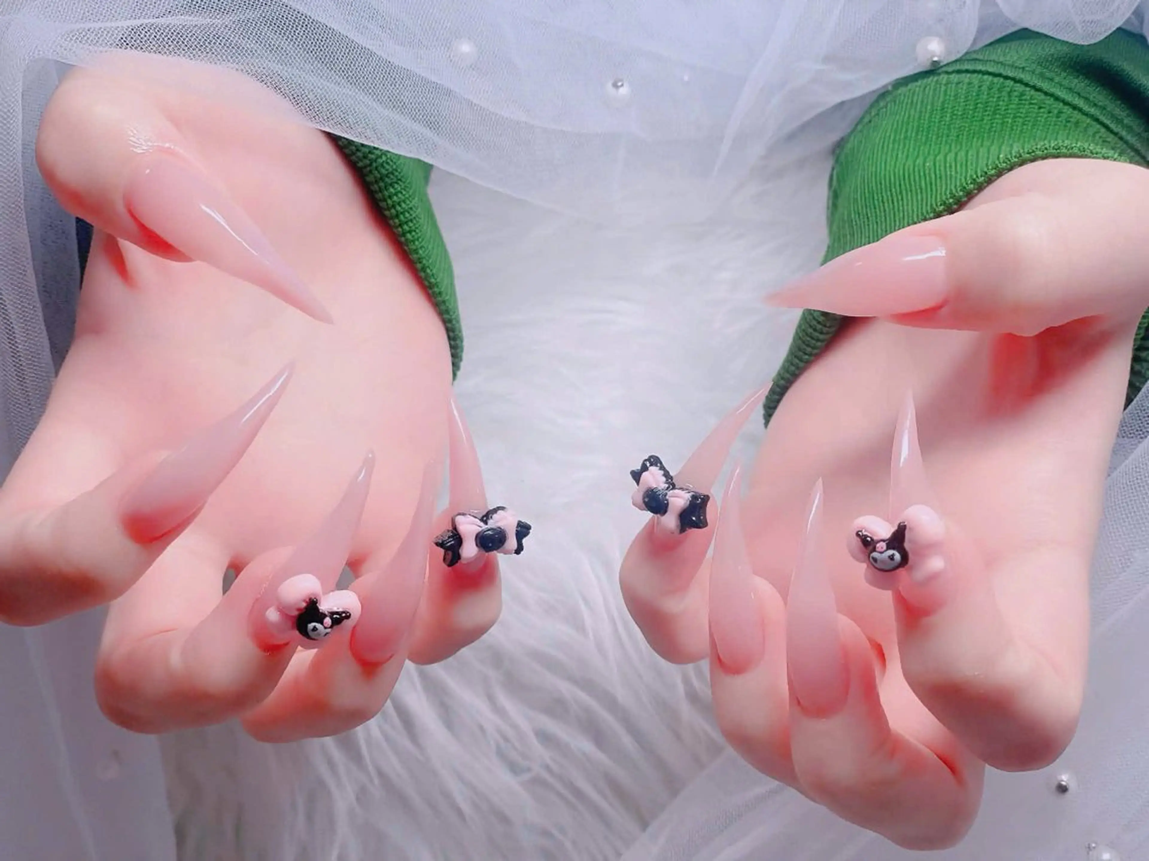 ネイル オーロラネイル フレンチネイル ジェルネイル ハロウィン 韓国ネイル ハンドネイル H.baby Nail Salonのネイルデザイン