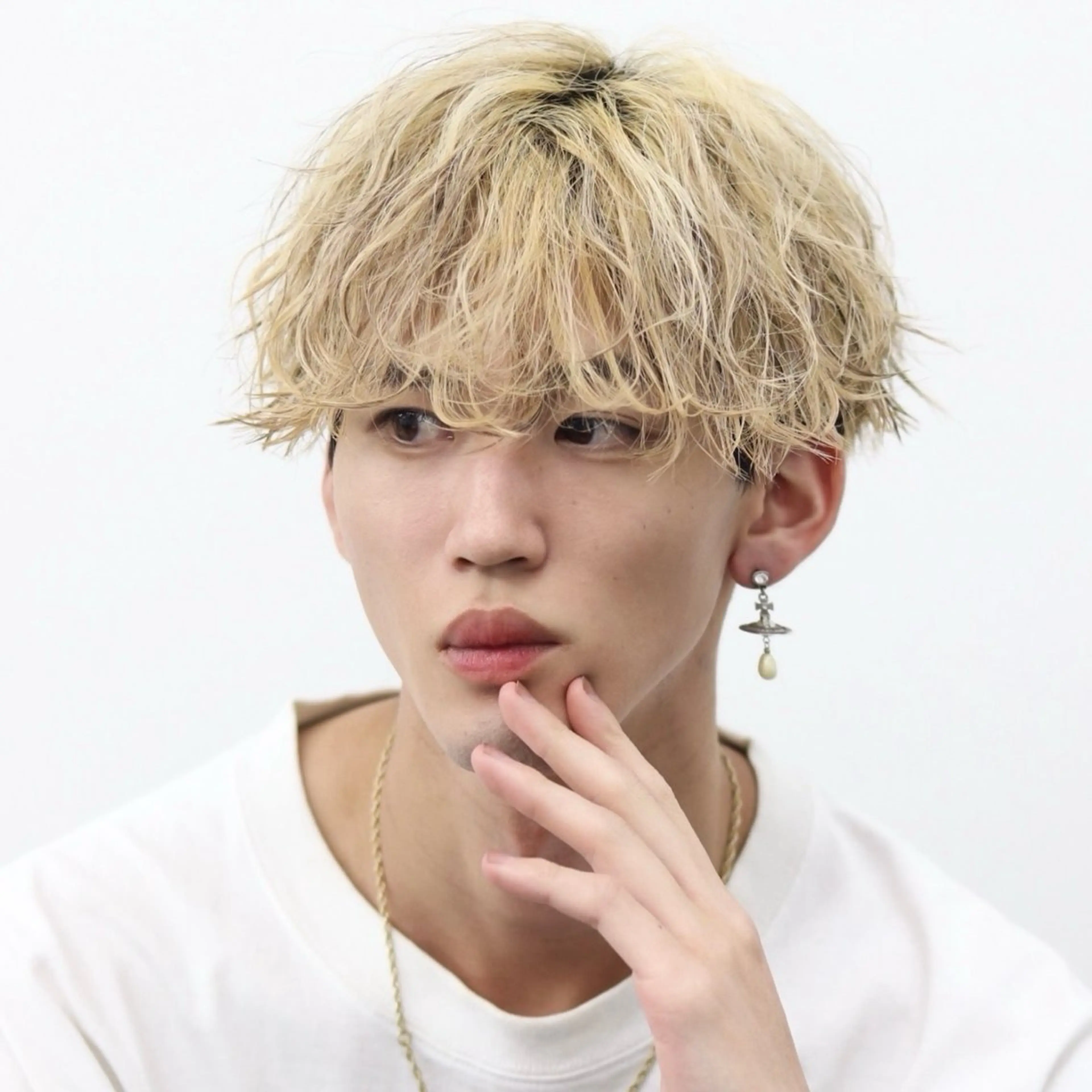 ミディアム カラー パーマ メンズ カット ヘアカラー トリートメント ハイトーン/メンズマ ッシュ/KYOHEIのヘアスタイル