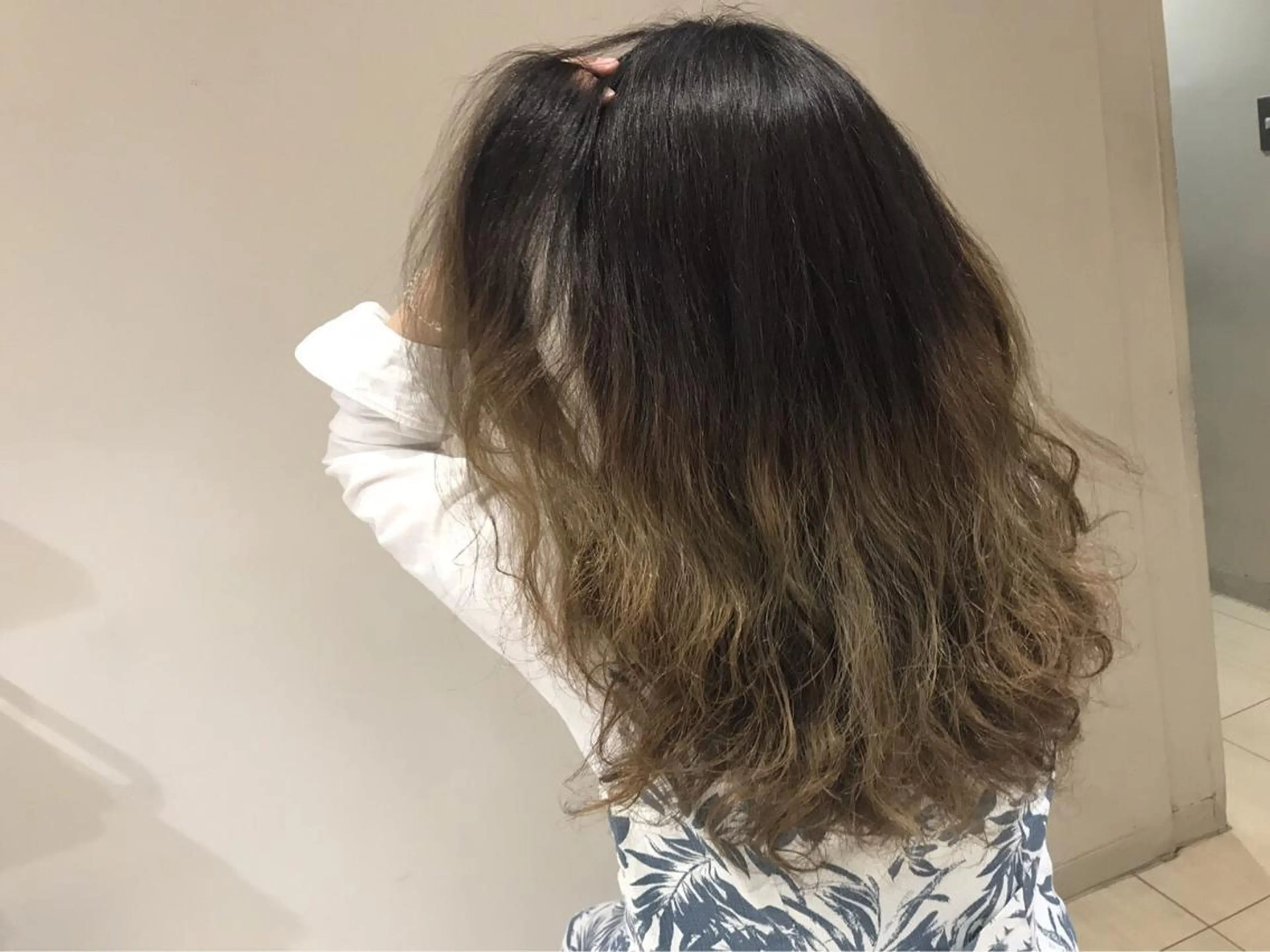 ロング カラー かねやす ゆなのヘアスタイル