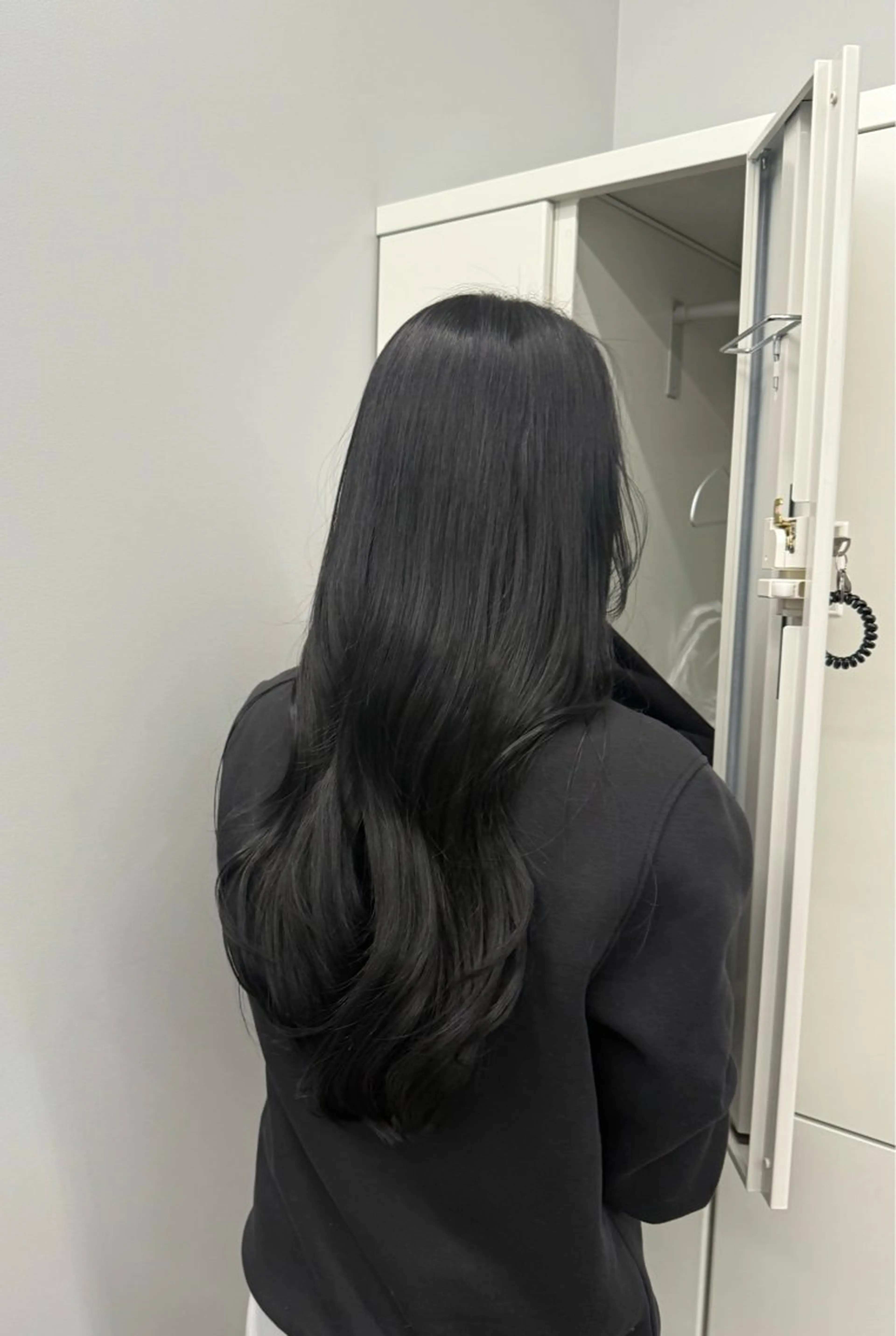 ロング ヘアカラー トリートメント SARINA ROCCO3rdのヘアスタイル