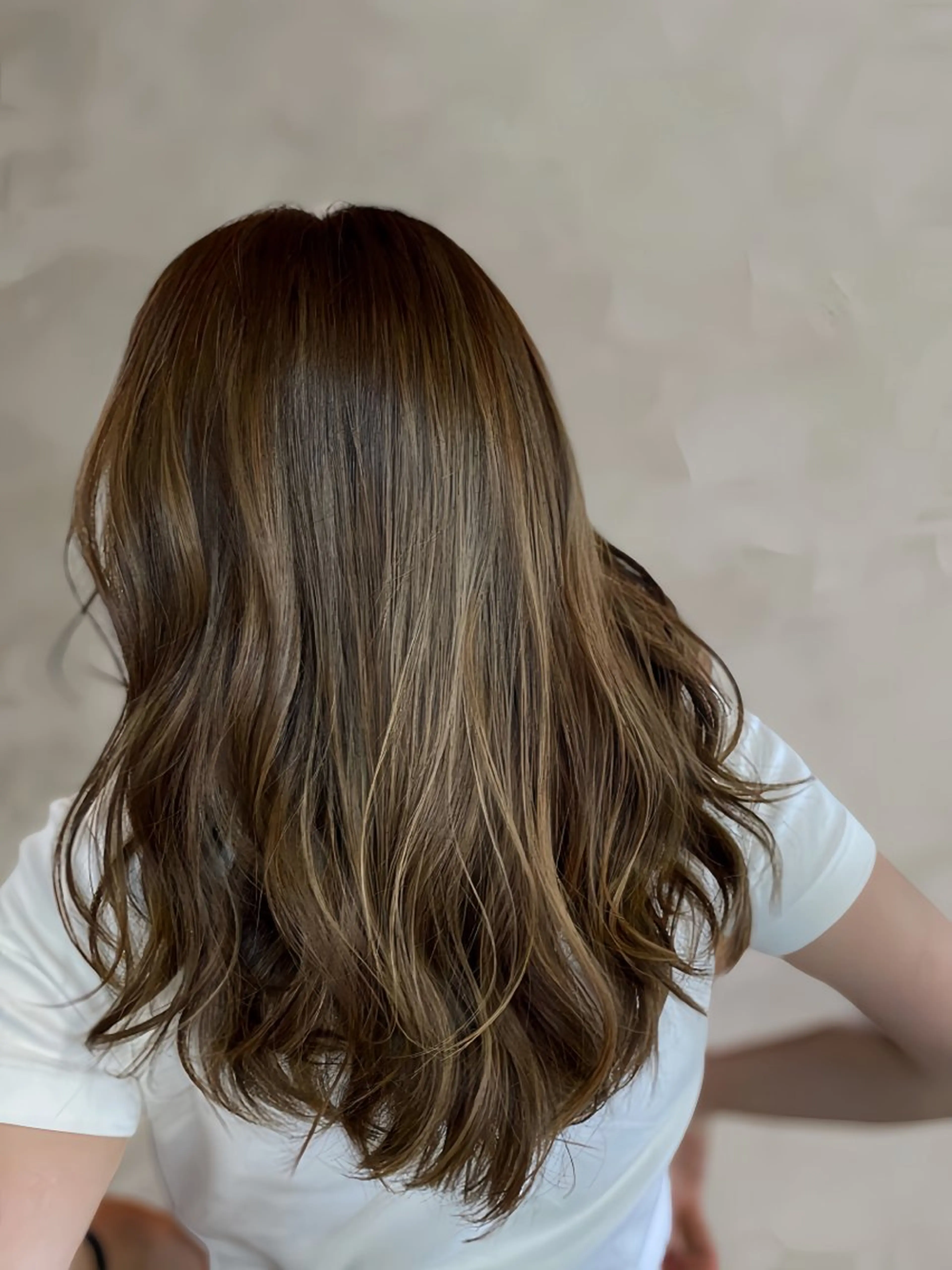 ロング カラー 透明感カラー 似合わせカットカラー 🌿つじおかるみのヘアスタイル