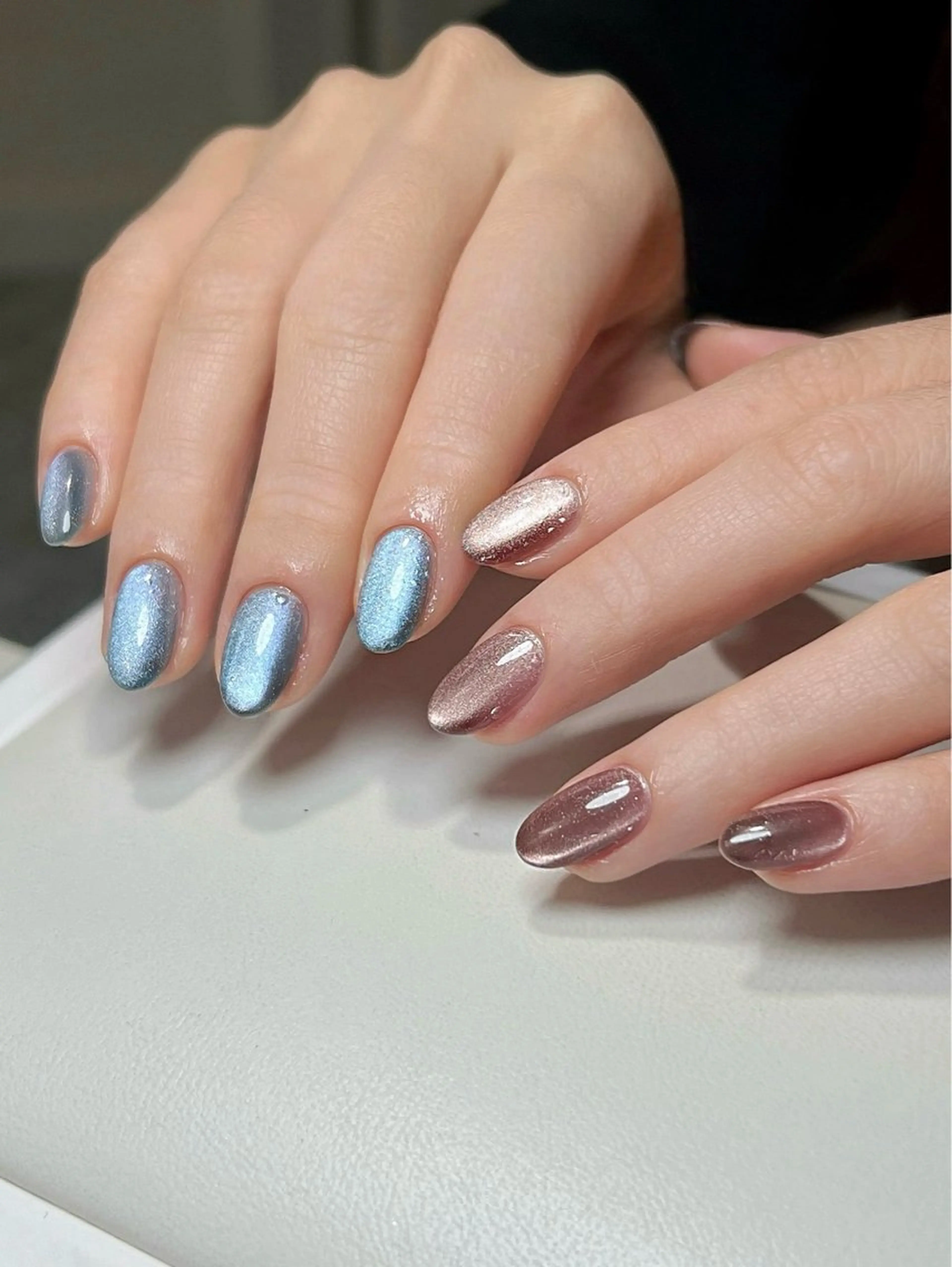 ネイル オーロラネイル 長さ出し フットネイル 韓国ネイル ラメ(グリッター) ハンドネイル 👍thumbs up nail👍のネイルデザイン