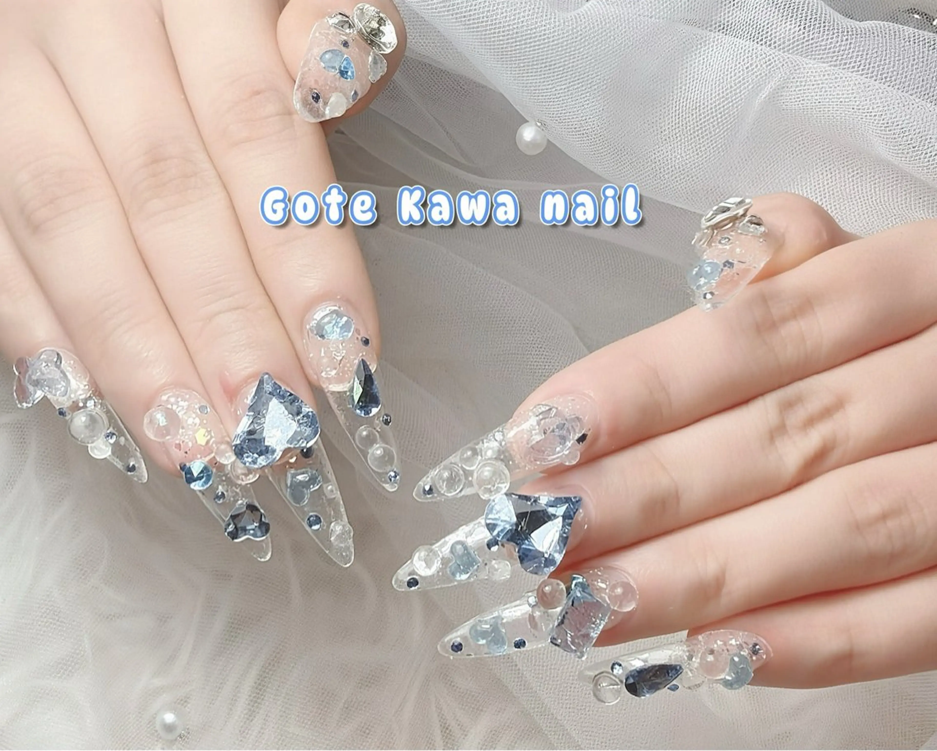 ネイル クリアネイル ハート 夏ネイル ハンドネイル ハンドケア Gote Kawa nail salonのネイルデザイン