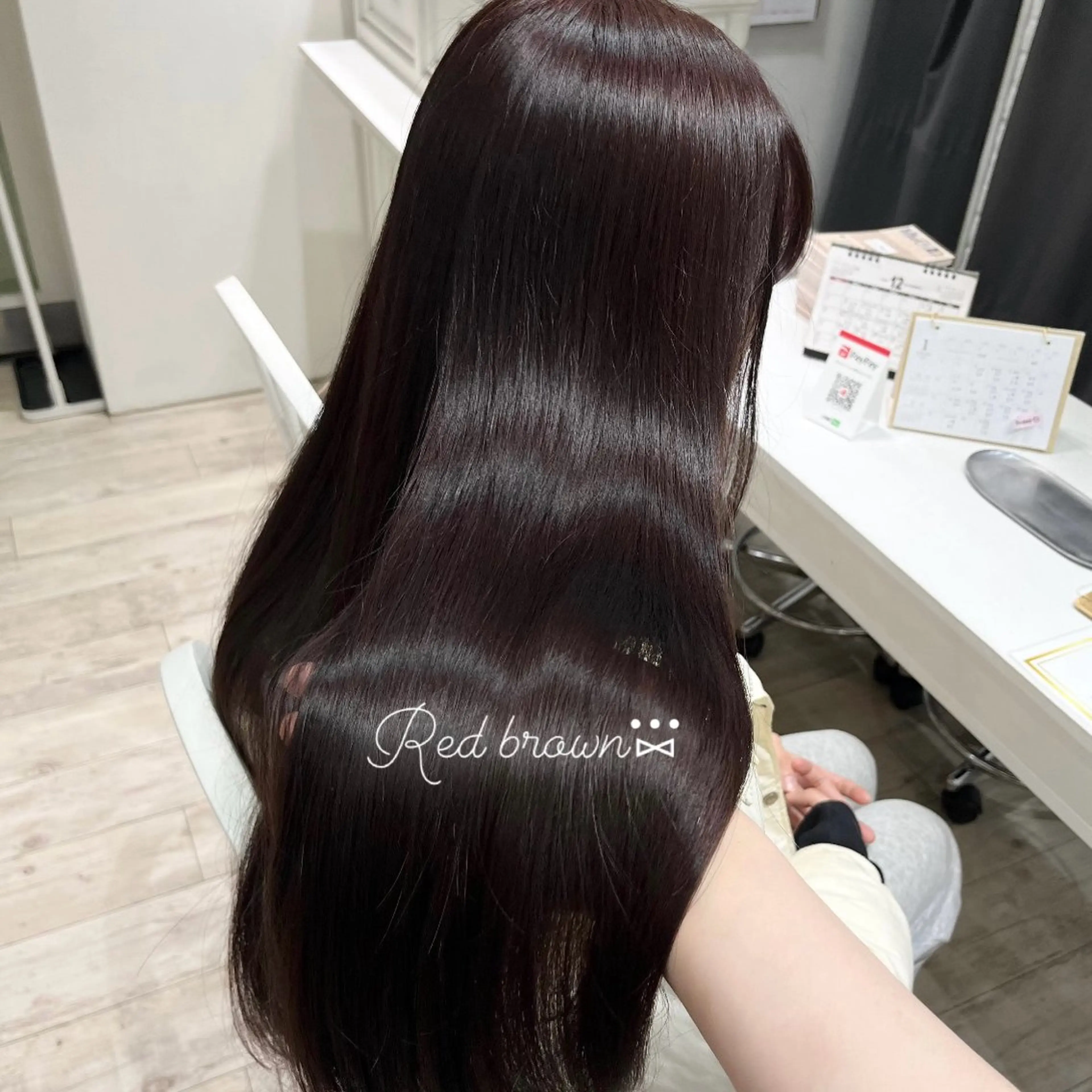 ロング カラー ブリーチ ブリーチなしカラー レッドカラー カット ヘアカラー トリートメント 𝑴𝒊𝒌𝒖💝 透明感モテカラーのヘアスタイル