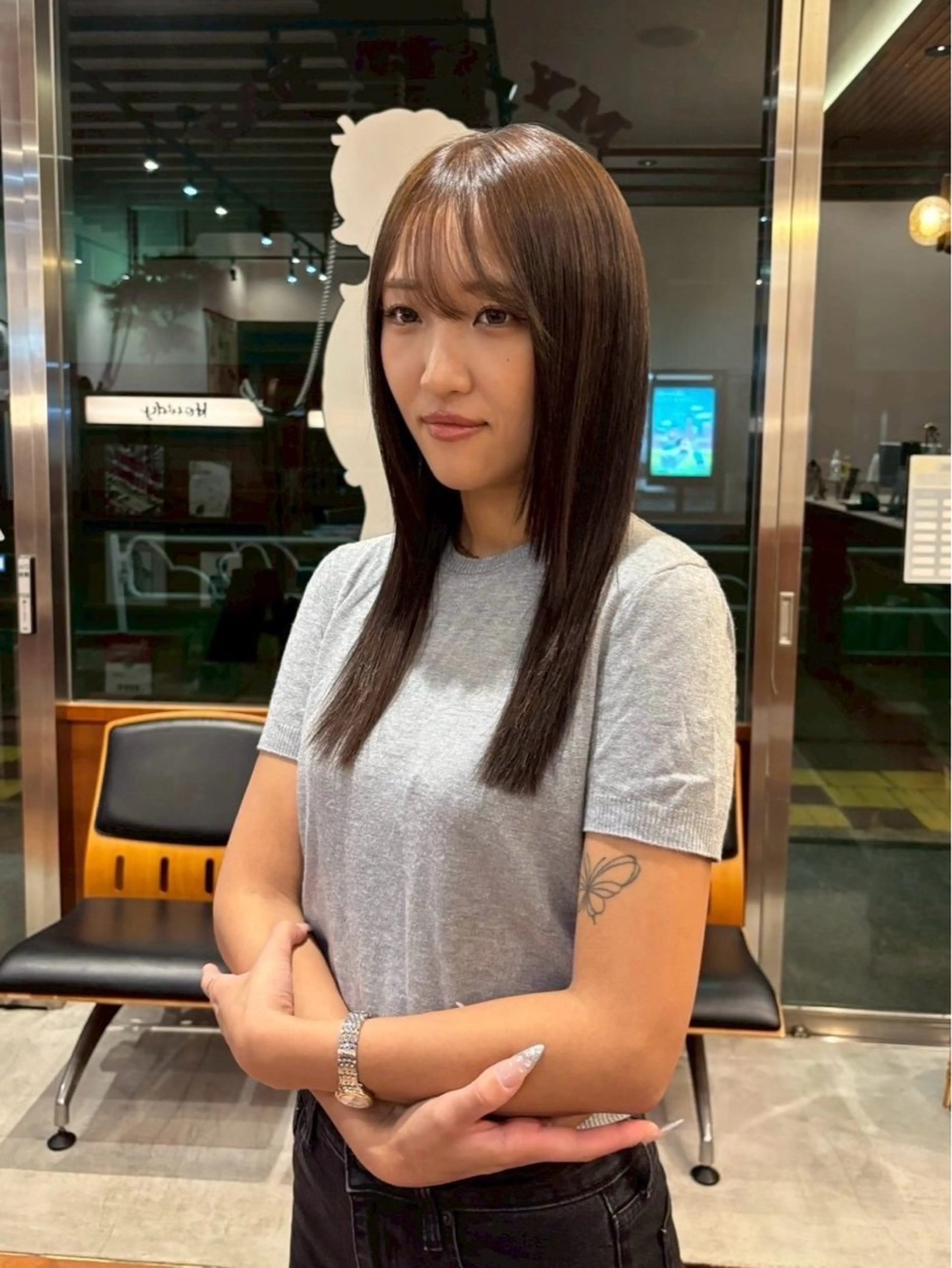 ロング カラー ブラウンカラー チョコレートブラウン ヘアカラー トリートメント SASAnagano 堀内未梨のヘアスタイル