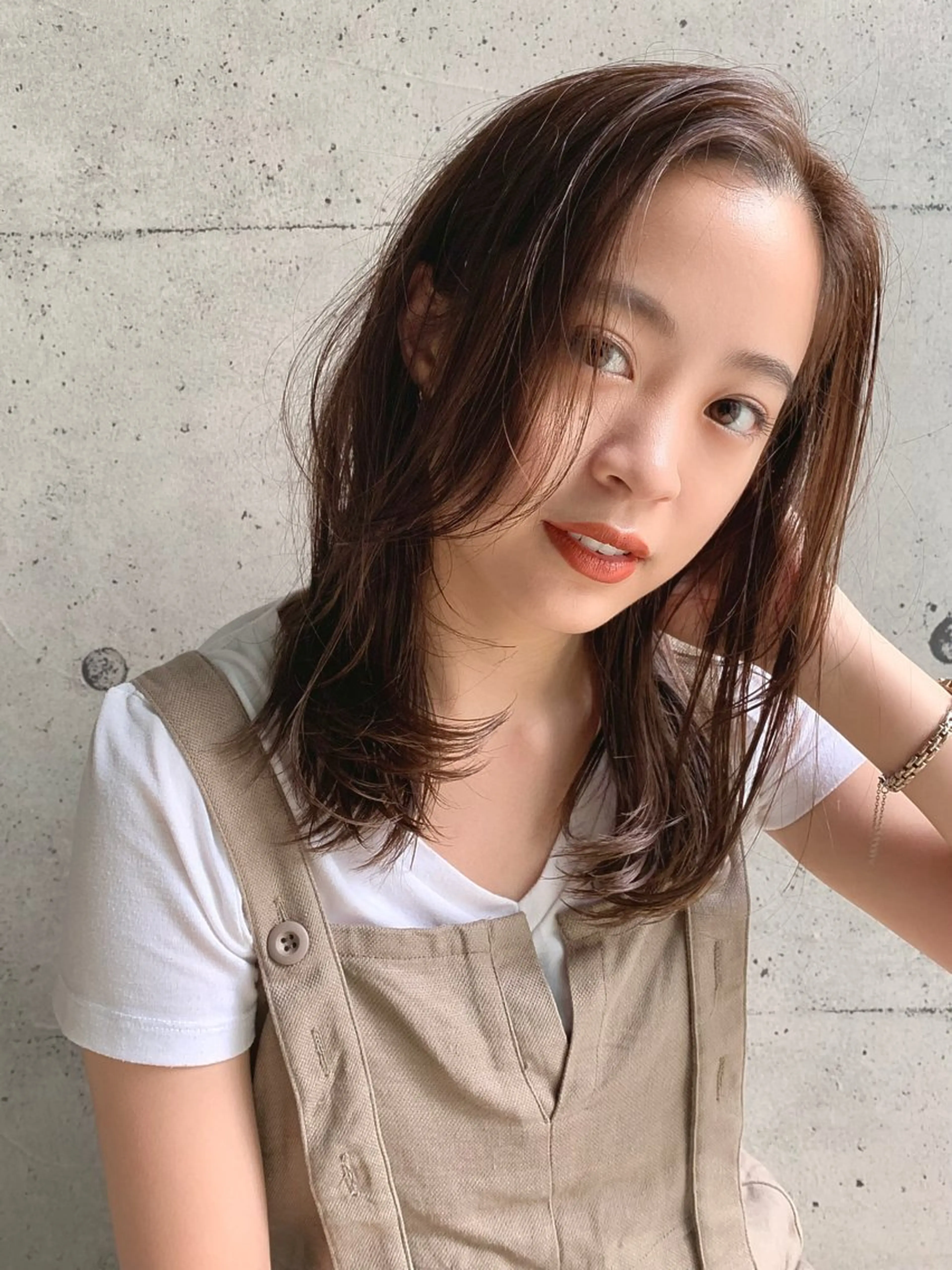 セミロング ヘアカラー トリートメント 丸茂 聖名のヘアスタイル