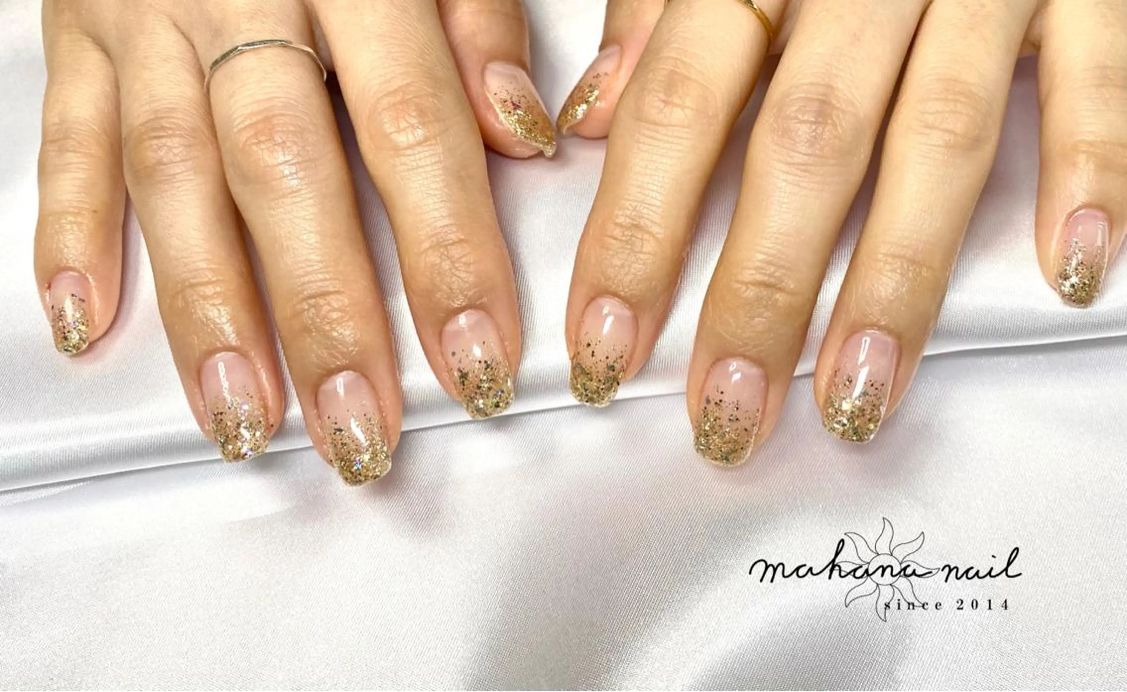 ネイル ラメ(グリッター) ラメグラデーション ハンドネイル mahana nailのネイルデザイン
