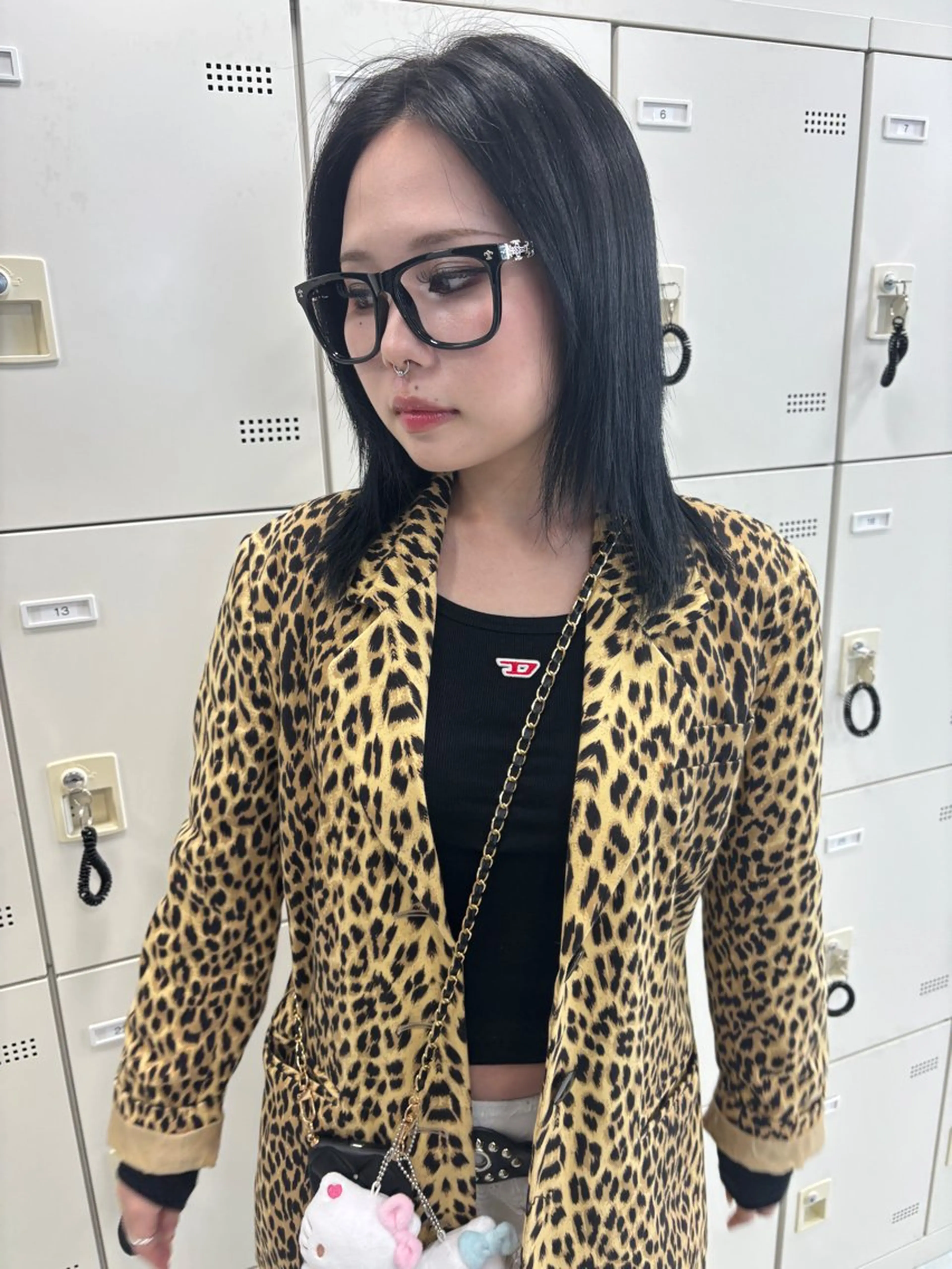 セミロング 韓国ヘア/ブリーチ無 しWカラー/オリーブのヘアスタイル