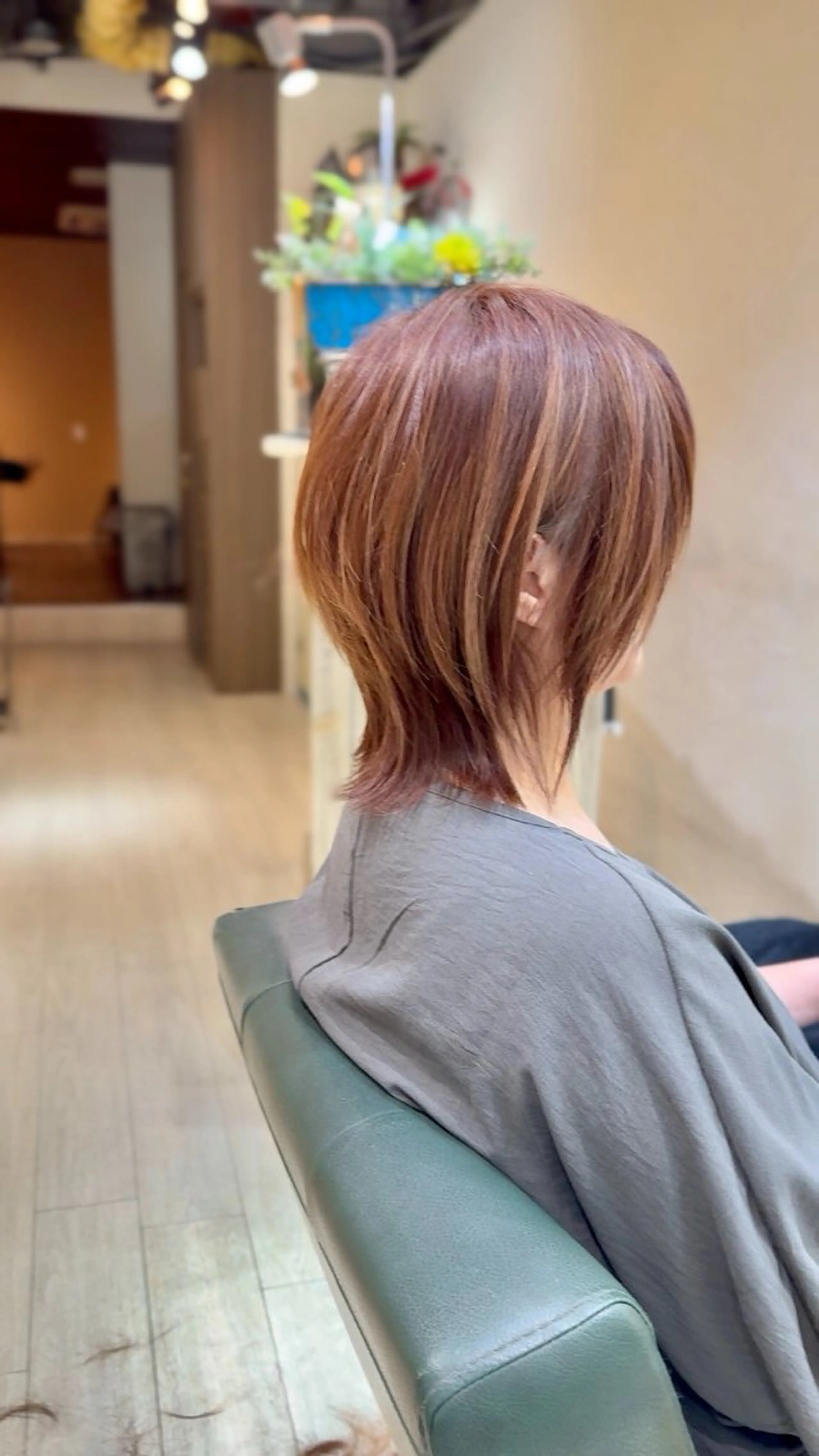 ミディアム ウルフカット 坂 直樹のヘアスタイル