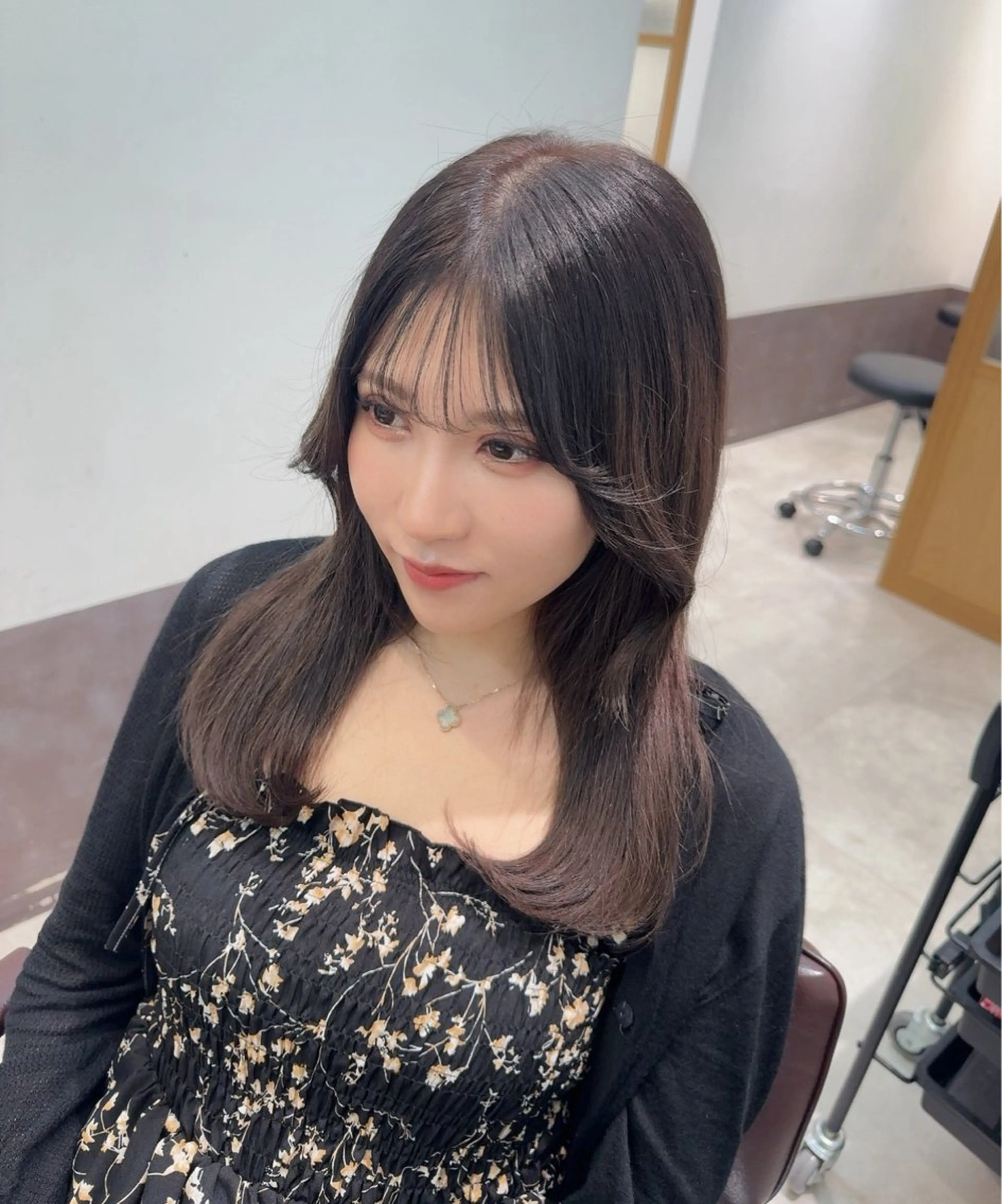 ミディアム ヘアカラー トリートメント 顔周りレイヤー/新宿 /モテ艶カラー/航介のヘアスタイル