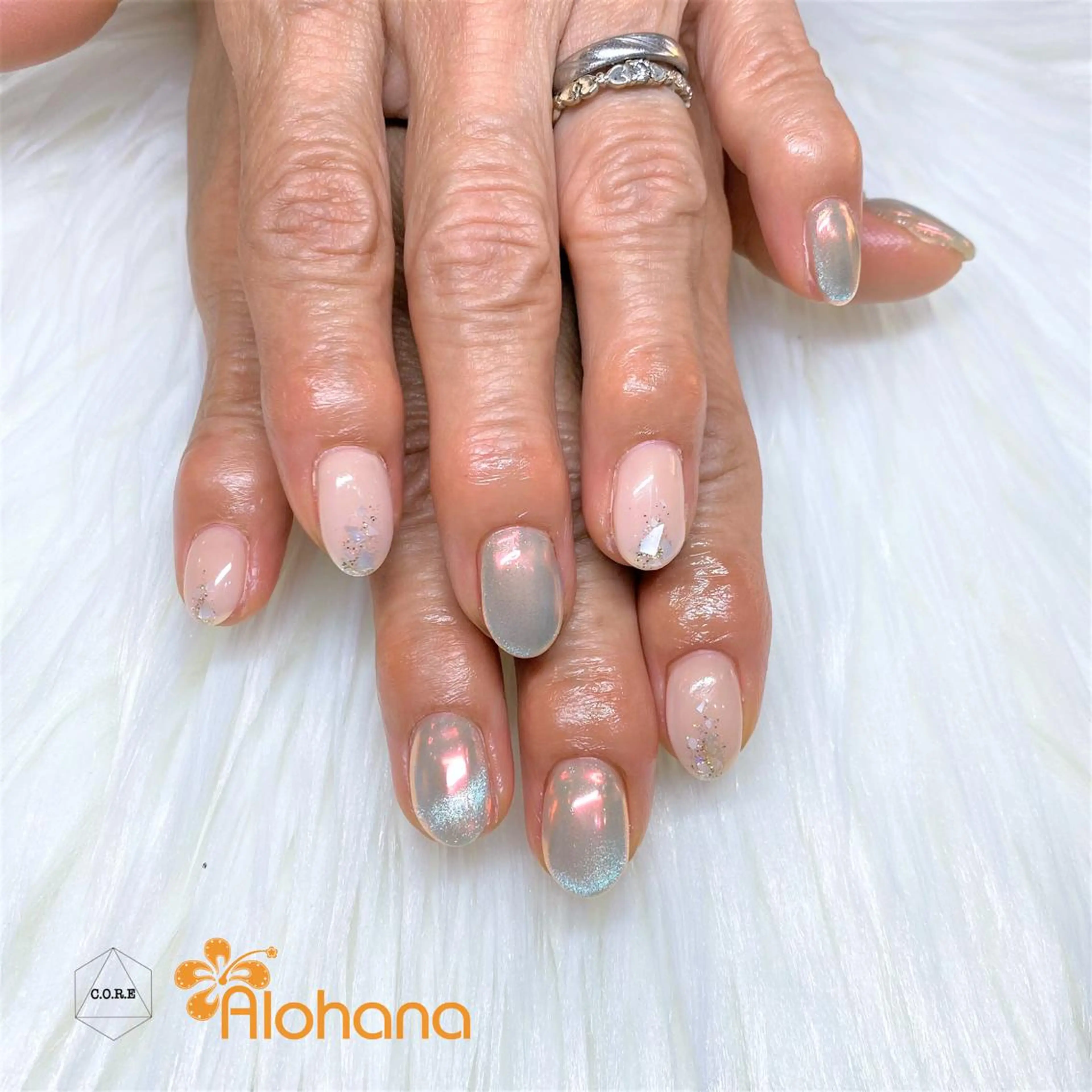 ネイル フレンチネイル マグネットネイル マグネットフレンチ ハンドネイル Alohana Minaのネイルデザイン