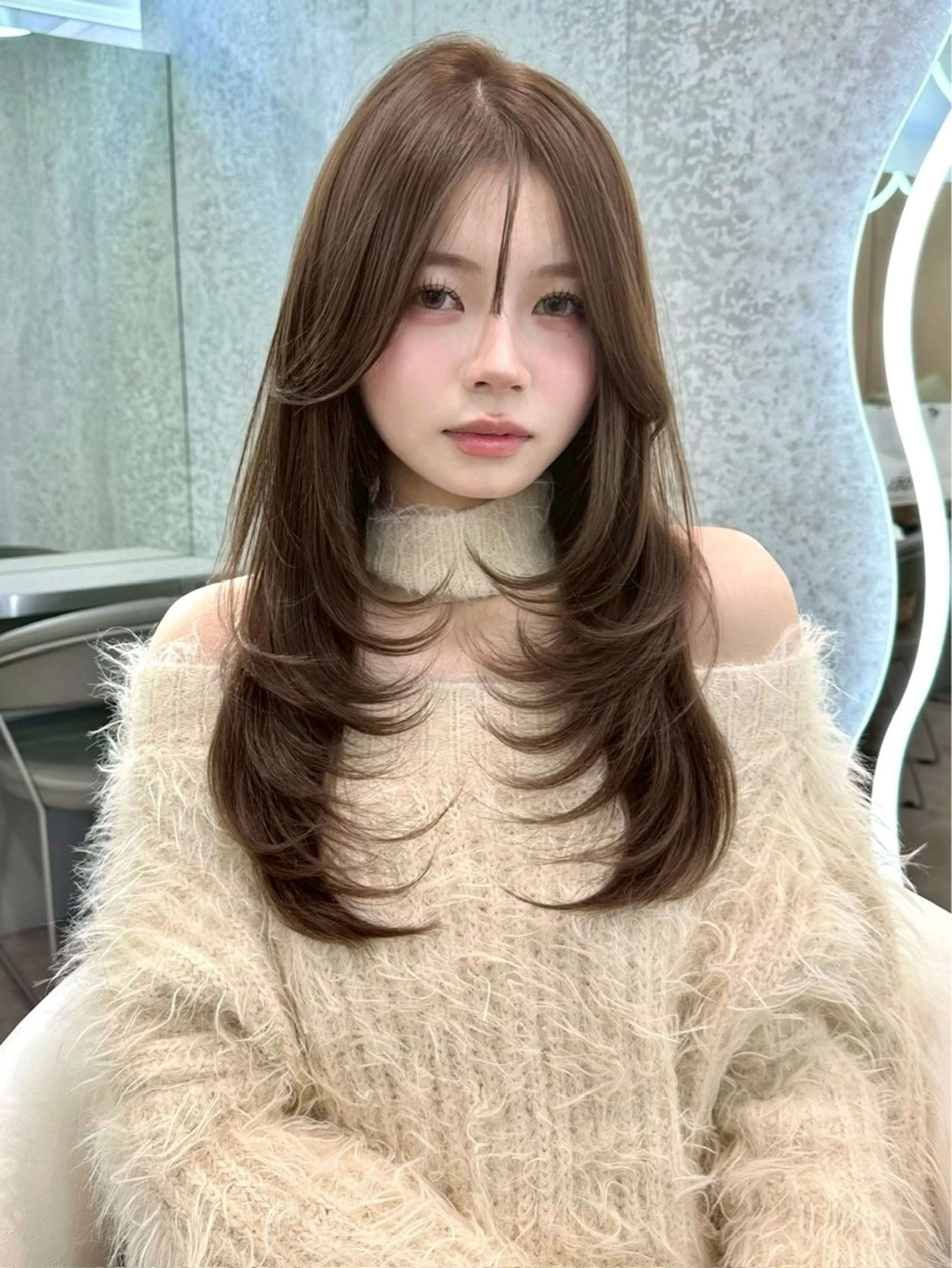セミロング カラー ヘアアレンジ 透明感カラー 顔まわりレイヤー レイヤーカット 小顔カット カット ヘアカラー 縮毛矯正 トリートメント 美髪縮毛矯正/ 髪質改善/吉田光佑のヘアスタイル