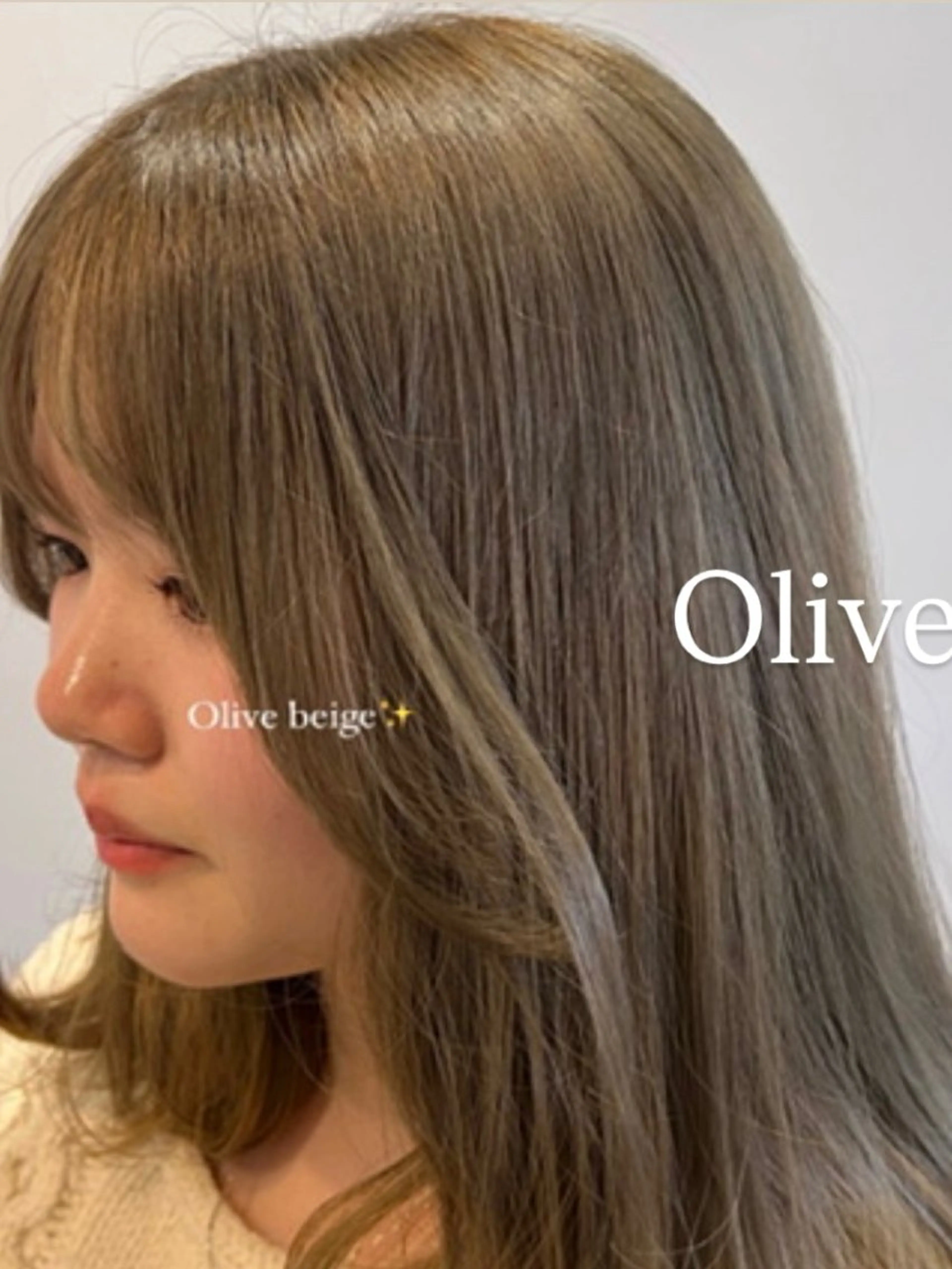 セミロング カラー 透明感カラー デザインカラー ハイトーンカラー カット ヘアカラー レイヤーカット 大名　sakiのヘアスタイル