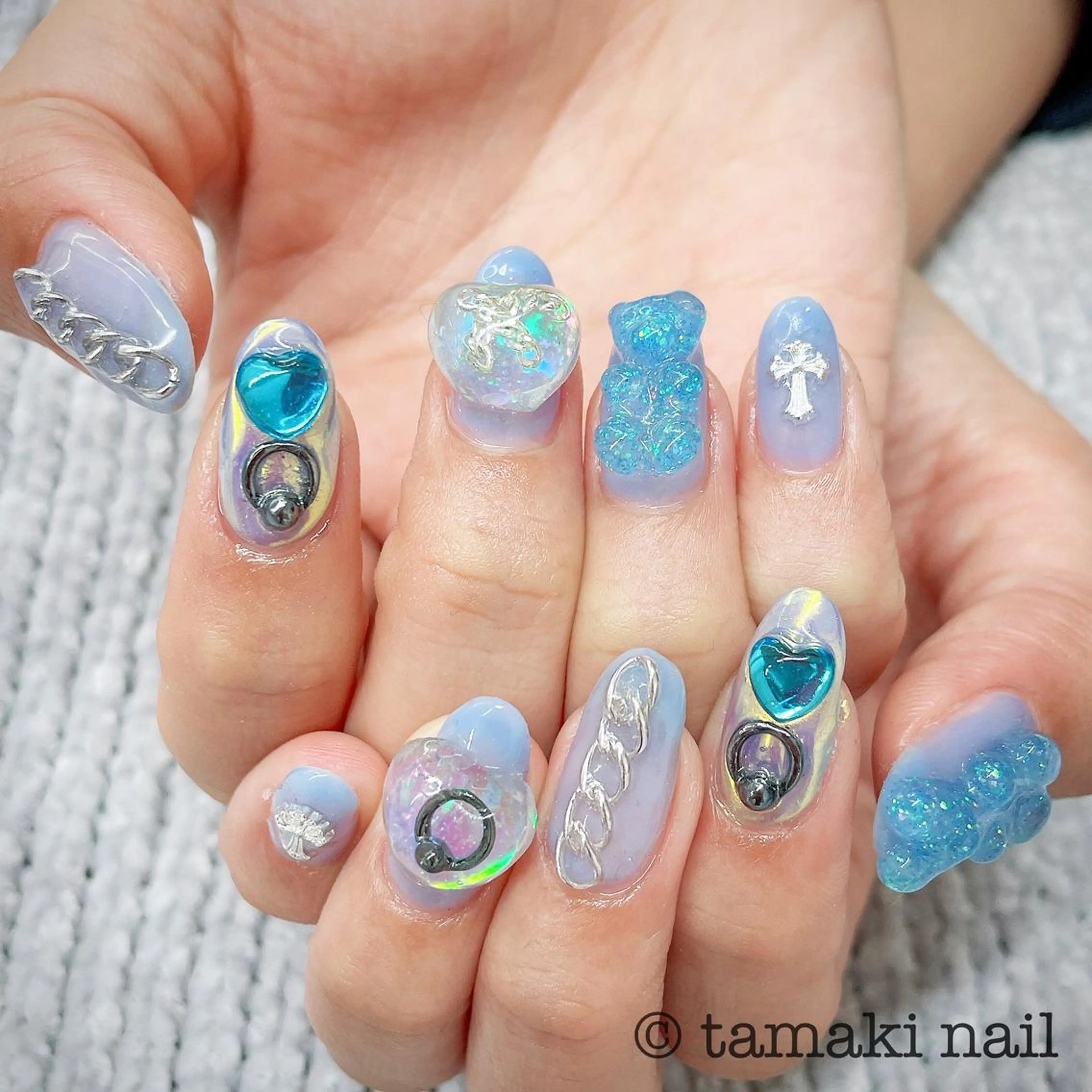 ネイル ミラーネイル ハンドネイル MAYME TAMAKIのネイルデザイン